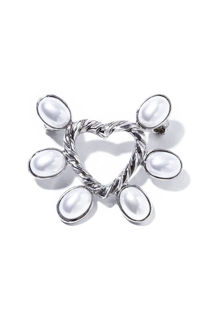 【イリスフォーセブン/IRIS 47】のEvelyn ブローチ インテリア・キッズ・メンズ・レディースファッション・服の通販 founy(ファニー) https://founy.com/ ファッション Fashion レディースファッション Fashion for Women おすすめ Recommended / Our Picks オケージョン Occasion Wear シンプル Simple, Minimal ジャケット Jacket, Outerwear パール Pearl, Pearl Accent フェミニン Feminine, Girly ブローチ Brooch, Pin Brooch モチーフ Motif, Design Theme 再入荷 Restock / Back in Stock 帽子 Hat, Headwear |ID: prp329100002713658 ipo3291000000036174216