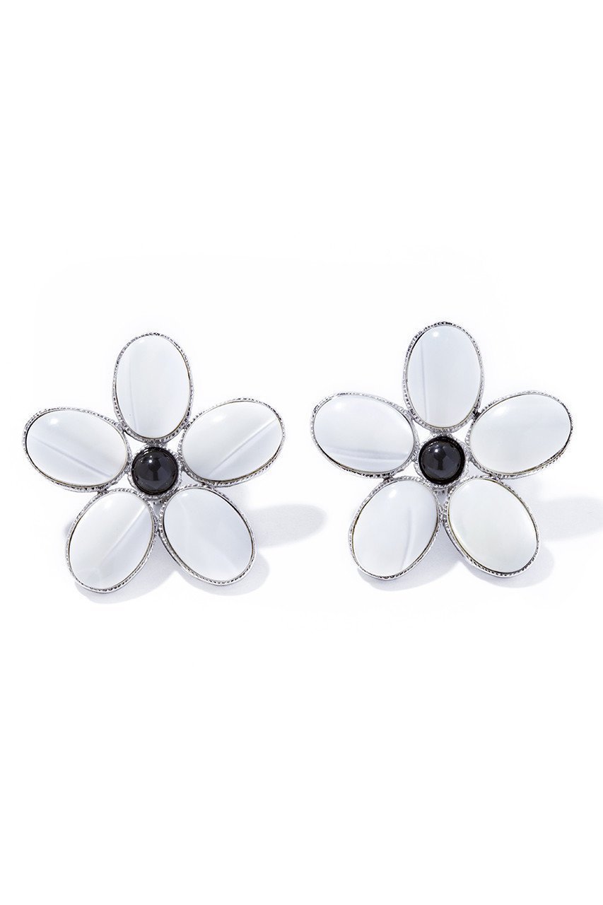 【イリスフォーセブン/IRIS 47】のMargaret イヤリング 人気、トレンドファッション・服の通販 founy(ファニー) 　ファッション　Fashion　レディースファッション　Fashion for Women　ジュエリー　Jewelry　ファッションリング　Fashion Rings　イヤリング・フープ・ドロップタイプ　Hoop, Drop & Clip Earrings　イヤリング　Earrings　シンプル　Simple, Minimal　ジュエリー　Jewelry, Accessories　モダン　Modern, Contemporary　モノトーン　Monotone, Black and White　 other-1|ID: prp329100002713661 ipo3291000000035657050