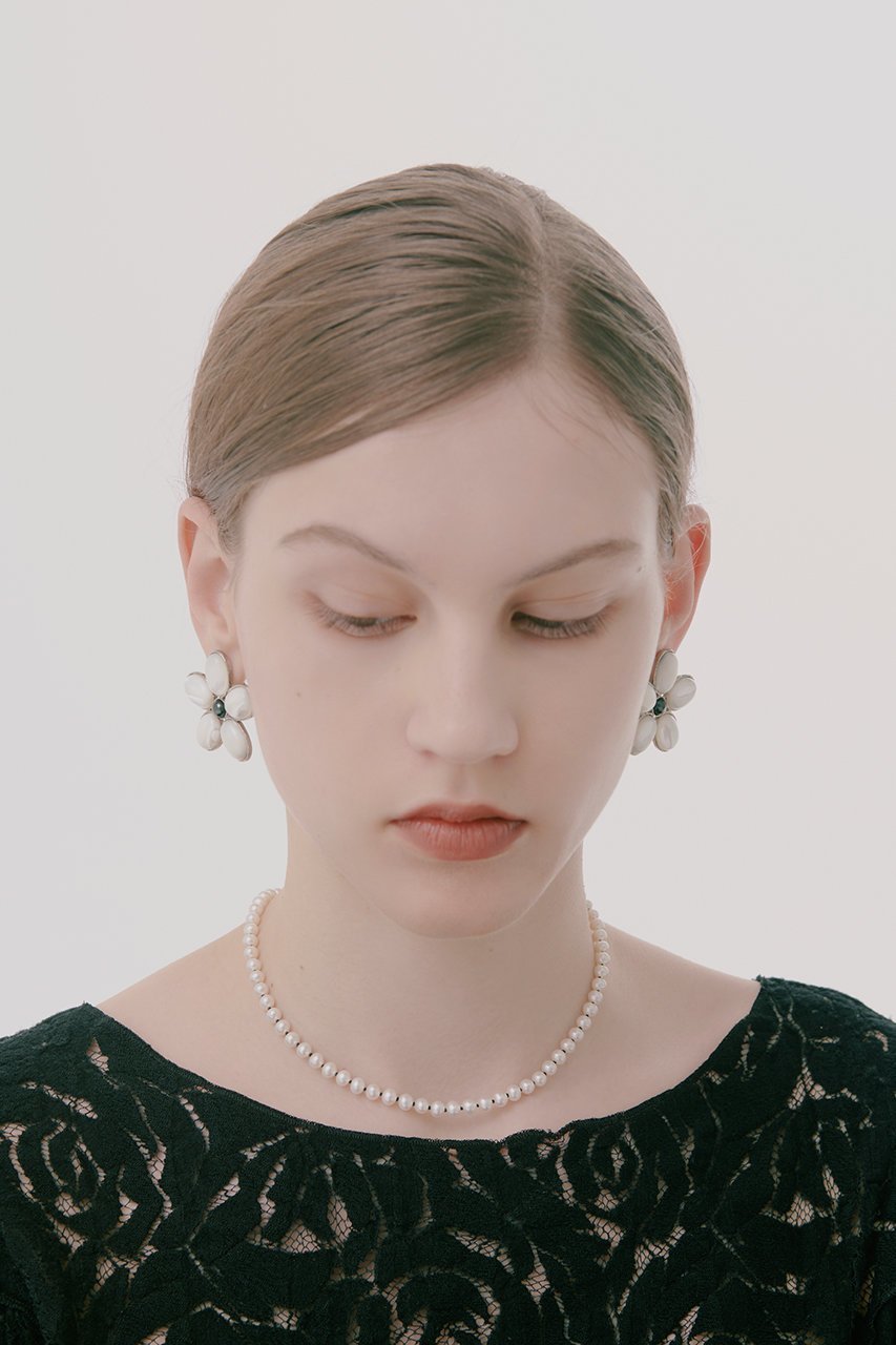 【イリスフォーセブン/IRIS 47】のMargaret イヤリング 人気、トレンドファッション・服の通販 founy(ファニー) 　ファッション　Fashion　レディースファッション　Fashion for Women　ジュエリー　Jewelry　ファッションリング　Fashion Rings　イヤリング・フープ・ドロップタイプ　Hoop, Drop & Clip Earrings　イヤリング　Earrings　シンプル　Simple, Minimal　ジュエリー　Jewelry, Accessories　モダン　Modern, Contemporary　モノトーン　Monotone, Black and White　other-6|ID: prp329100002713661 ipo3291000000035657056