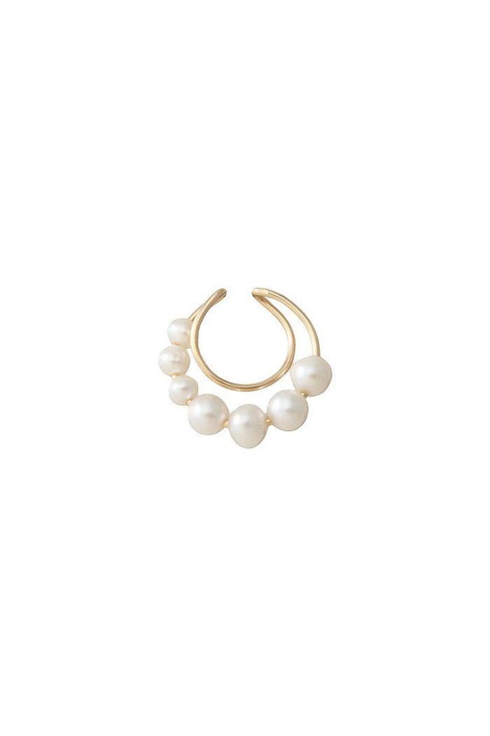 【ナチュラリジュエリ/NATURALI JEWELRY】のパールアーチイヤーカフ(片耳用) インテリア・キッズ・メンズ・レディースファッション・服の通販 founy(ファニー) https://founy.com/ ファッション Fashion レディースファッション WOMEN ジュエリー Jewelry リング Rings イヤリング Earrings イヤリング Earrings イヤーカフ Ear Cuff シンプル Simple パーティ Party パール Pearl フープ Hoop エレガント 上品 Elegant 片耳 One Ear |ID: prp329100002776544 ipo3291000000030802460