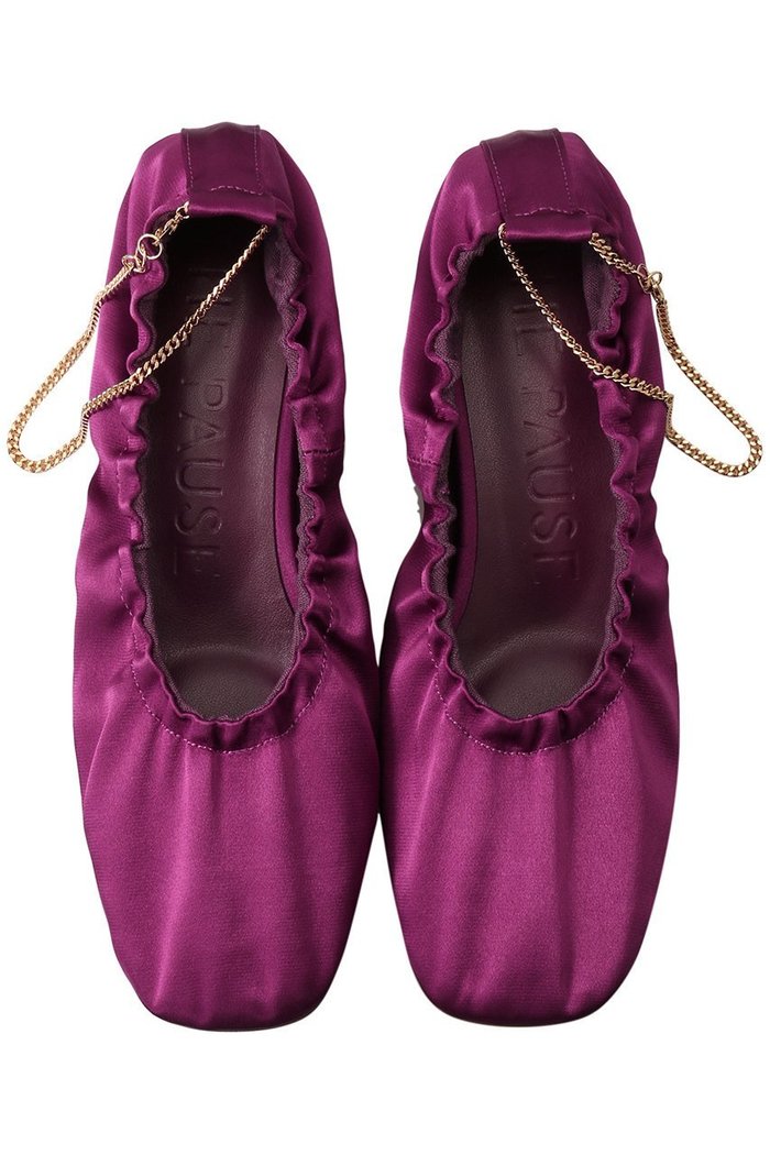 【ウィムガゼット/Whim Gazette】の【THE PAUSE】サテンフラットシューズ インテリア・キッズ・メンズ・レディースファッション・服の通販 founy(ファニー) https://founy.com/ ファッション Fashion レディースファッション WOMEN ギャザー Gather サテン Satin シューズ Shoes チェーン Chain パープル Purple フラット Flat ベーシック Basic |ID: prp329100002813590 ipo3291000000020638027