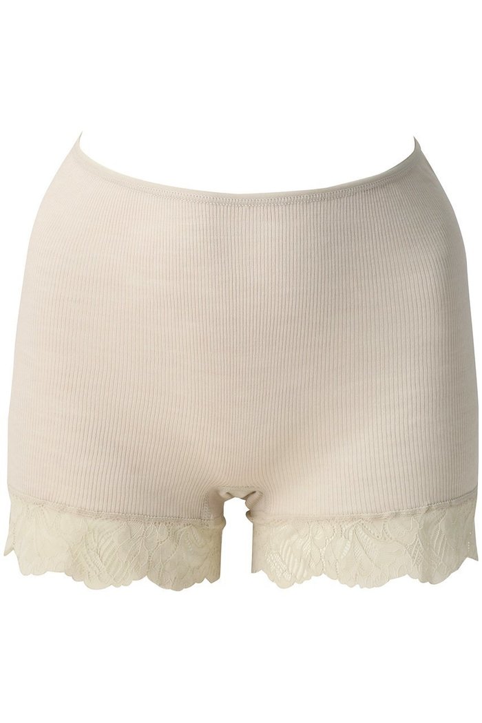 【ハンロ/HANRO】の22AW WOOLEN LACEショーツ インテリア・キッズ・メンズ・レディースファッション・服の通販 founy(ファニー) https://founy.com/ ファッション Fashion レディースファッション Fashion for Women 下着・ランジェリー Lingerie & Intimates ショーツ・ランジェリー用ボトムス Panties / Briefs / Lingerie Bottoms 2022年 2022 2022-2023秋冬・A/W Autumn/Winter 2022–23 AW22–23 おすすめ Recommended / Our Picks ショーツ Shorts, Short Pants シルク Silk, 100% Silk セットアップ Set-Up, Coordinated Outfit ランジェリー Lingerie, Intimate Wear レース Lace, Lace Fabric A/W・秋冬 Autumn/Winter |ID: prp329100002818040 ipo3291000000035785152