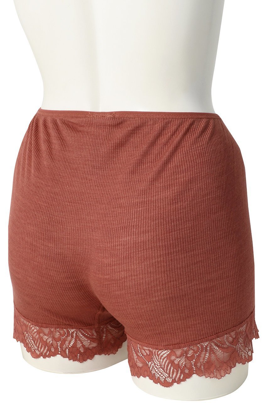 【ハンロ/HANRO】の22AW WOOLEN LACEショーツ 人気、トレンドファッション・服の通販 founy(ファニー) 　ファッション　Fashion　レディースファッション　Fashion for Women　下着・ランジェリー　Lingerie & Intimates　ショーツ・ランジェリー用ボトムス　Panties / Briefs / Lingerie Bottoms　2022年　2022　2022-2023秋冬・A/W　Autumn/Winter 2022–23 AW22–23　おすすめ　Recommended / Our Picks　ショーツ　Shorts, Short Pants　シルク　Silk, 100% Silk　セットアップ　Set-Up, Coordinated Outfit　ランジェリー　Lingerie, Intimate Wear　レース　Lace, Lace Fabric　A/W・秋冬　Autumn/Winter　other-4|ID: prp329100002818040 ipo3291000000035785158