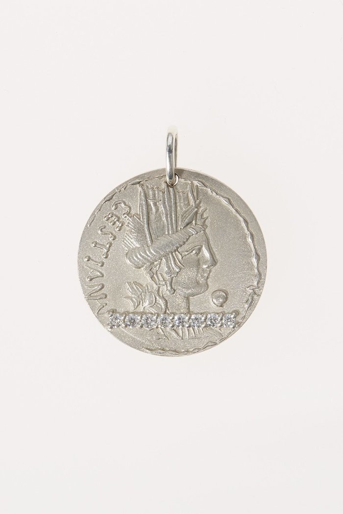 【エネイ/ENEY】のCOINS シルバー CYBELEチャーム インテリア・キッズ・メンズ・レディースファッション・服の通販 founy(ファニー) https://founy.com/ ファッション Fashion レディースファッション Fashion for Women ジュエリー Jewelry コイン Coin, Coin Design コレクション Collection, Seasonal Line シルバー Silver, Metallic Silver チャーム Charm, Pendant |ID: prp329100002940317 ipo3291000000035865058