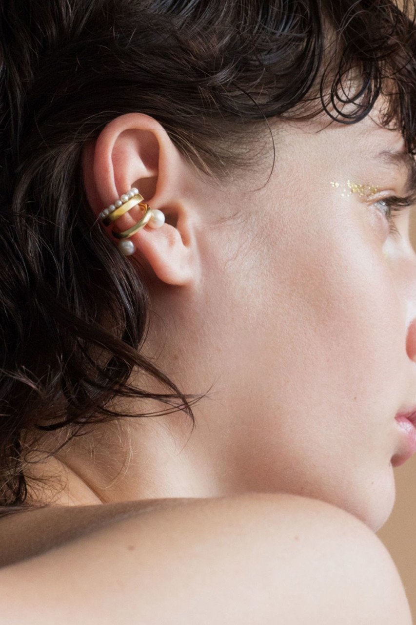 【アルティーダ ウード/ARTIDA OUD】のphilia ベビーパールエタニティダブル イヤーカフ(片耳用) 人気、トレンドファッション・服の通販 founy(ファニー) 　ファッション　Fashion　レディースファッション　Fashion for Women　ジュエリー　Jewelry　ファッションリング　Fashion Rings　イヤリング・フープ・ドロップタイプ　Hoop, Drop & Clip Earrings　イヤリング　Earrings　イヤーカフ　Ear Cuffs　エレガント 上品　Elegant　パール　Pearl, Pearl Accent　ベビー　Baby, Babywear　片耳　One-Ear, Single Earring　other-2|ID: prp329100002962893 ipo3291000000035998881