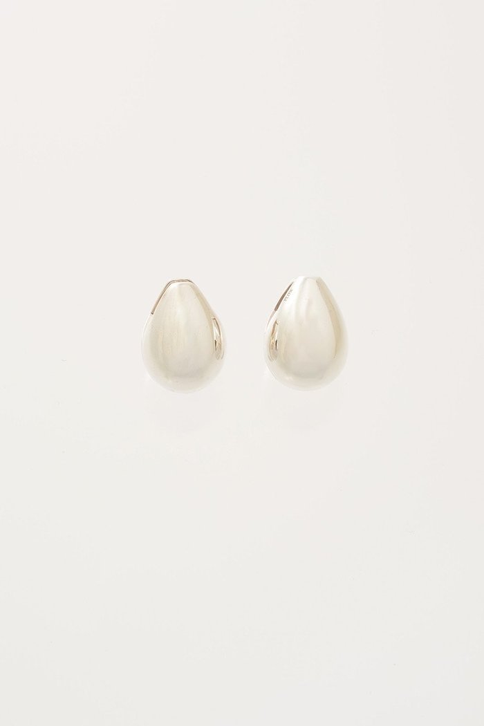 【プラウ/PLOW】のDrop ピアス インテリア・キッズ・メンズ・レディースファッション・服の通販 founy(ファニー) https://founy.com/ ファッション Fashion レディースファッション Fashion for Women ジュエリー Jewelry ファッションリング Fashion Rings イヤリング・フープ・ドロップタイプ Hoop, Drop & Clip Earrings イヤリング Earrings コンパクト Compact, Small Size ドロップ Drop Shoulder, Dropped Style フィット Fit, Slim Fit フォルム Silhouette, Form |ID: prp329100002989294 ipo3291000000035789297