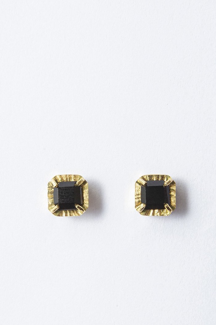 【ジジ/GIGI】の【受注生産】Onyx square ピアス インテリア・キッズ・メンズ・レディースファッション・服の通販 founy(ファニー) https://founy.com/ ファッション Fashion レディースファッション WOMEN ジュエリー Jewelry リング Rings イヤリング Earrings イヤリング Earrings スクエア Square |ID: prp329100003009318 ipo3291000000031302011