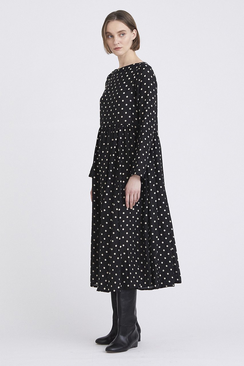 【ハウス オブ ロータス/HOUSE OF LOTUS】のシルクハブタエドットワンピース 人気、トレンドファッション・服の通販 founy(ファニー) 　ファッション　Fashion　レディースファッション　Fashion for Women　ワンピース　Dresses　チュニック　Tunic Tops & Dresses　おすすめ　Recommended / Our Picks　エレガント 上品　Elegant　カーディガン　Cardigan, Knitwear　ギャザー　Gathered, Ruffled　シルク　Silk, 100% Silk　シンプル　Simple, Minimal　チュニック　Tunic, Long Top　ドット　Polka Dot, Dot Pattern　フレア　Flare, Flared　プリント　Print, Printed Pattern　モノトーン　Monotone, Black and White　リュクス　Luxury, Elegant, High-End, Chic　other-7|ID: prp329100003033624 ipo3291000000032903256