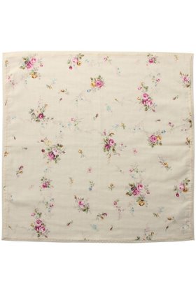 【イクコ/IKUKO】のダブルガーゼ花柄プリント ハンカチ 人気、トレンドファッション・服の通販 founy(ファニー) ファッション Fashion レディースファッション Fashion for Women レイングッズ・傘・晴雨兼用傘 Umbrellas & Rain Gear おすすめ Recommended / Our Picks ギフト プレゼント Gift / Present ダブル Double, Double-Breasted ハンカチ Handkerchief, Hanky フェミニン Feminine, Girly フラワー Flower, Floral プリント Print, Printed Pattern レース Lace, Lace Fabric 傘 Umbrella, Parasol 吸水 Absorbent, Quick-Dry 定番 Standard, Basic Item 時計 Watch, Wristwatch |ID:prp329100003098866