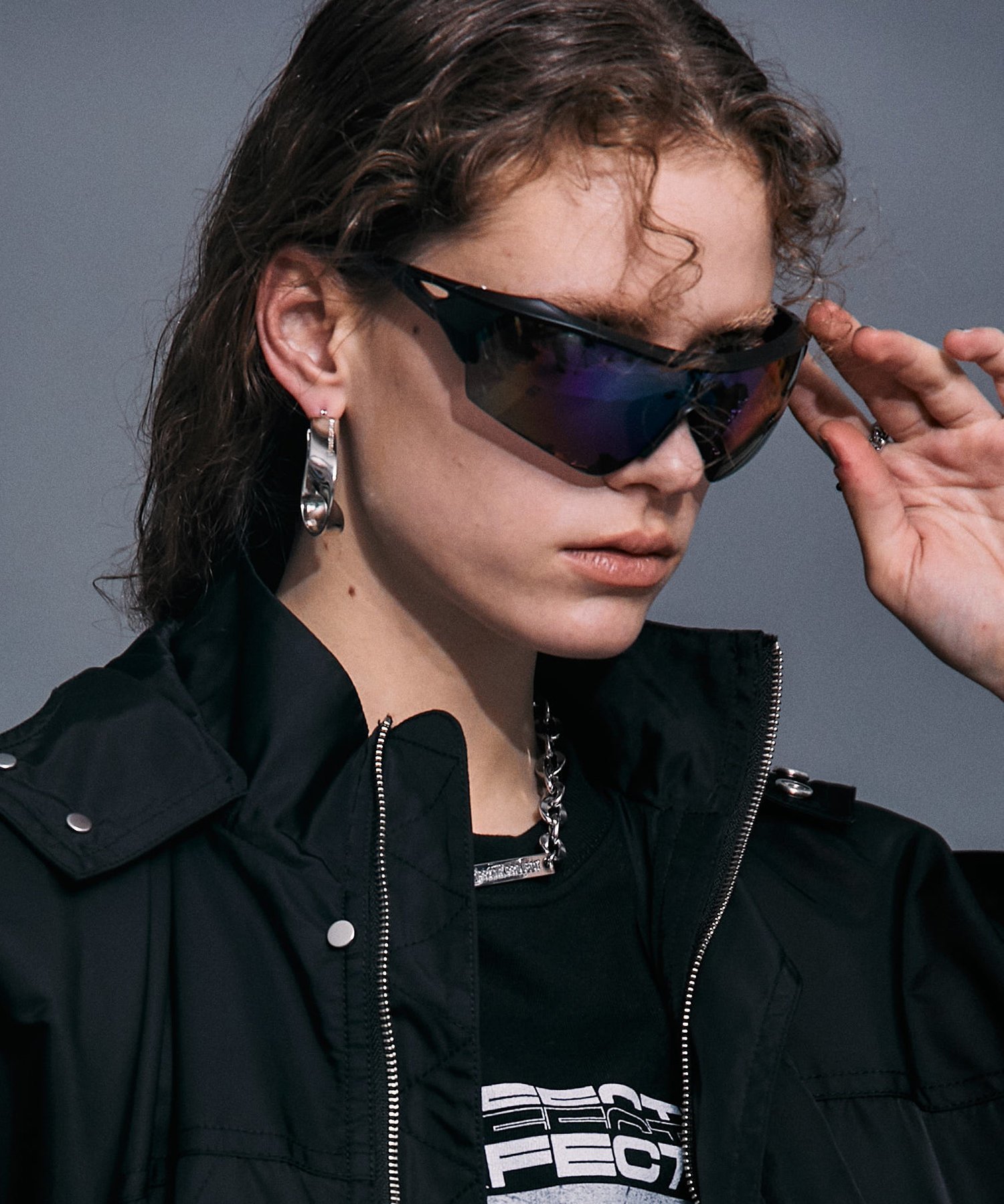 【プランク プロジェクト/PRANK PROJECT】のプラチナコーティングロゴプレートツイストピアス/Platinum Coated Logo Plate Twisted Earrings 人気、トレンドファッション・服の通販 founy(ファニー) ファッション Fashion レディースファッション Fashion for Women アウター Coat / Outerwear Collection コート・ロングコート・ピーコート Long Coats, Peacoats & More ジュエリー Jewelry ファッションリング Fashion Rings イヤリング・フープ・ドロップタイプ Hoop, Drop & Clip Earrings イヤリング Earrings シンプル Simple, Minimal フープ Hoop, Hoop Earrings エレガント 上品 Elegant other-6|ID: prp329100003135174 ipo3291000000035335832