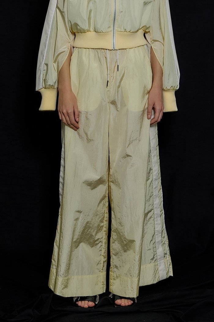 【プランク プロジェクト/PRANK PROJECT】のサイドラインワイドパンツ / Side Line Wide Pants インテリア・キッズ・メンズ・レディースファッション・服の通販 founy(ファニー) https://founy.com/ ファッション Fashion レディースファッション Fashion for Women パンツ Pants & Trousers おすすめ Recommended / Our Picks ビスチェ Bustier, Corset Top フェミニン Feminine, Girly ワイド Wide, Wide Fit 夏 Summer 春 Spring S/S・春夏 SS, Spring/Summer, Warm Season |ID: prp329100003135199 ipo3291000000034423596