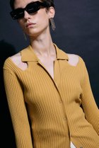 【プランク プロジェクト/PRANK PROJECT】のショルダースリットニットシャツ / Shoulder Slit Knit Shirt 人気、トレンドファッション・服の通販 founy(ファニー) ファッション Fashion レディースファッション Fashion for Women トップス・カットソー Cut & Sew Tops ニット Knit Tops & Sweaters シャツ・ブラウス・オフィスカジュアル Elegant Blouses & Button-Ups ロングTシャツ・Tシャツ Longline T-Shirts & Tees カジュアルプルオーバー・ニットトップス Pullovers & Knit Tops / Casual Pullovers おすすめ Recommended / Our Picks カッティング Cutting Detail ショルダー Shoulder, Shoulder Strap セットアップ Set-Up, Coordinated Outfit thumbnail YEL(イエロー)|ID: prp329100003135241 ipo3291000000032960741