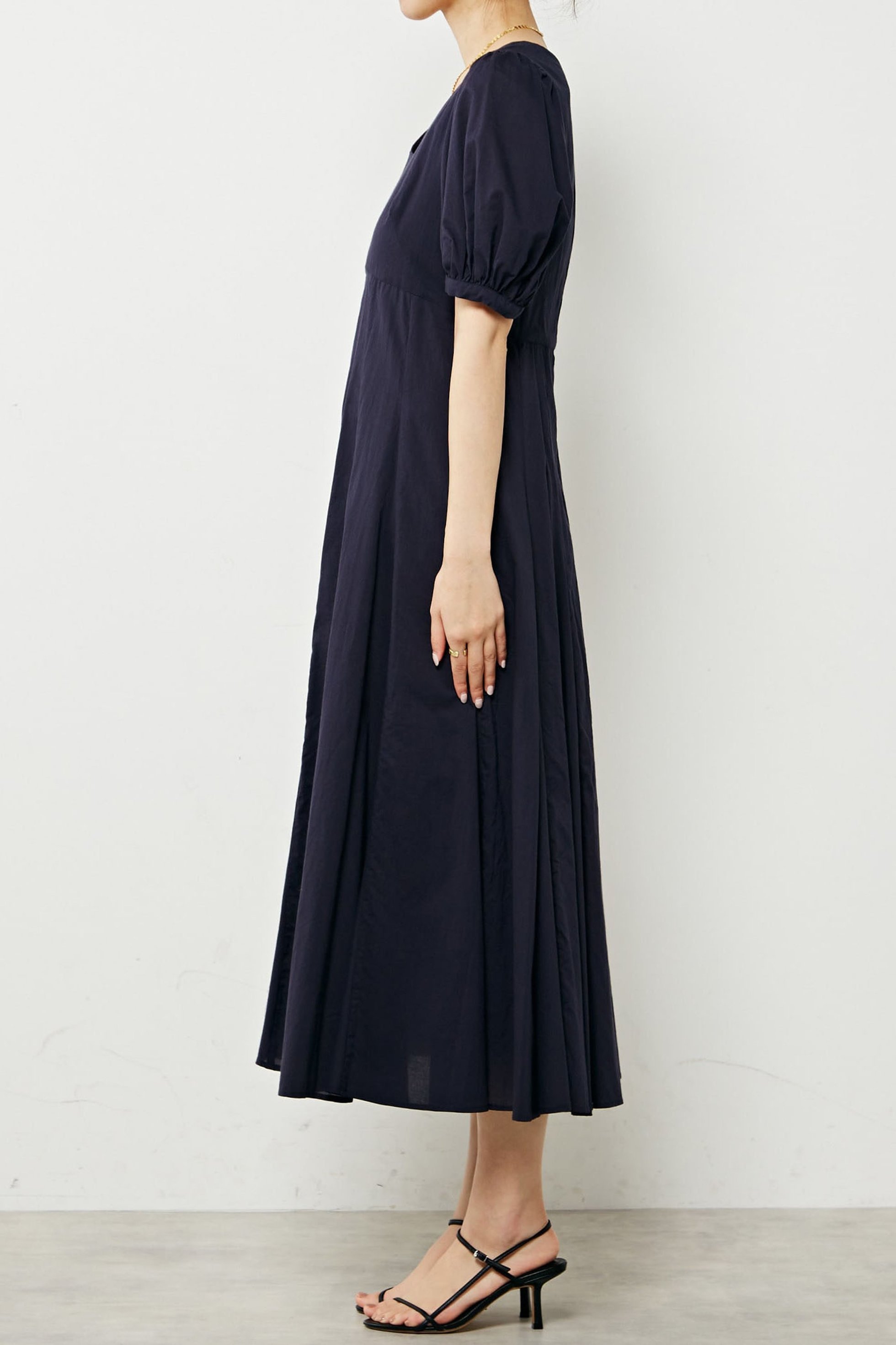 【マルティニーク/martinique】の【MARIHA】別注 月花のドレス 人気、トレンドファッション・服の通販 founy(ファニー) 　ファッション　Fashion　レディースファッション　Fashion for Women　ワンピース　Dresses　フォーマル・パーティードレス・結婚式用ドレス　Elegant & Casual Dresses　チュニック　Tunic Tops & Dresses　スリーブ　Sleeve, Long Sleeve / Short Sleeve　チュニック　Tunic, Long Top　ドレス　Dress, One-Piece　バランス　Balance, Style Balance　フレア　Flare, Flared　別注　Limited Edition, Custom Order　ロマンティック　Romantic, Feminine Style　ロング　Long, Long-Length　夏　Summer　other-6|ID: prp329100003145693 ipo3291000000032902311