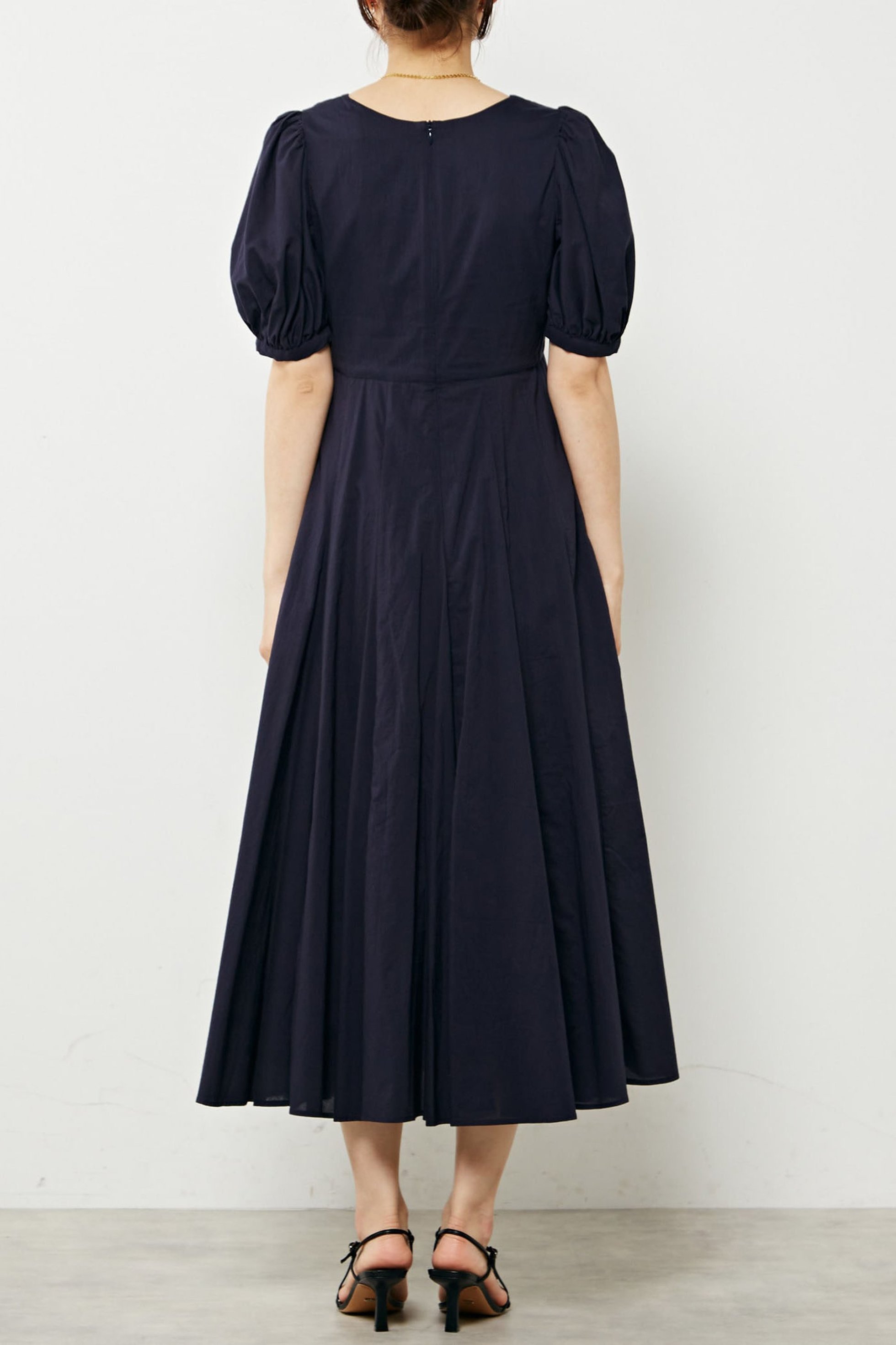 【マルティニーク/martinique】の【MARIHA】別注 月花のドレス 人気、トレンドファッション・服の通販 founy(ファニー) 　ファッション　Fashion　レディースファッション　Fashion for Women　ワンピース　Dresses　フォーマル・パーティードレス・結婚式用ドレス　Elegant & Casual Dresses　チュニック　Tunic Tops & Dresses　スリーブ　Sleeve, Long Sleeve / Short Sleeve　チュニック　Tunic, Long Top　ドレス　Dress, One-Piece　バランス　Balance, Style Balance　フレア　Flare, Flared　別注　Limited Edition, Custom Order　ロマンティック　Romantic, Feminine Style　ロング　Long, Long-Length　夏　Summer　other-7|ID: prp329100003145693 ipo3291000000036758074