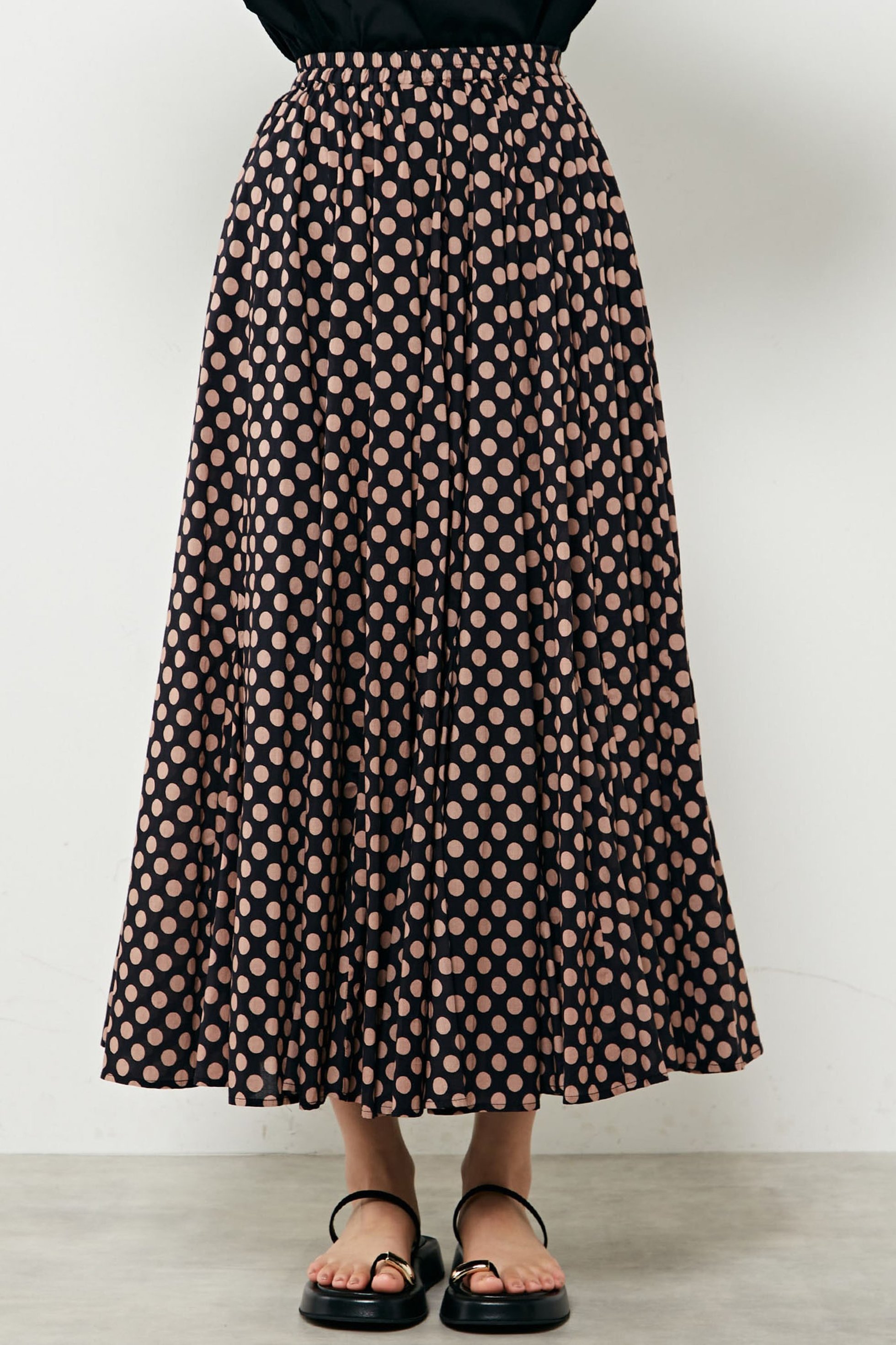 【マルティニーク/martinique】の【MARIHA】月影のスカート 別注Dot-1 人気、トレンドファッション・服の通販 founy(ファニー) ファッション Fashion レディースファッション Fashion for Women スカート Skirts ロングスカート Long Skirts / Maxi & Midi Skirts エレガント 上品 Elegant ドット Polka Dot, Dot Pattern 別注 Limited Edition, Custom Order マキシ Maxi, Full Length ロング Long, Long-Length other-7|ID: prp329100003145697 ipo3291000000035509468