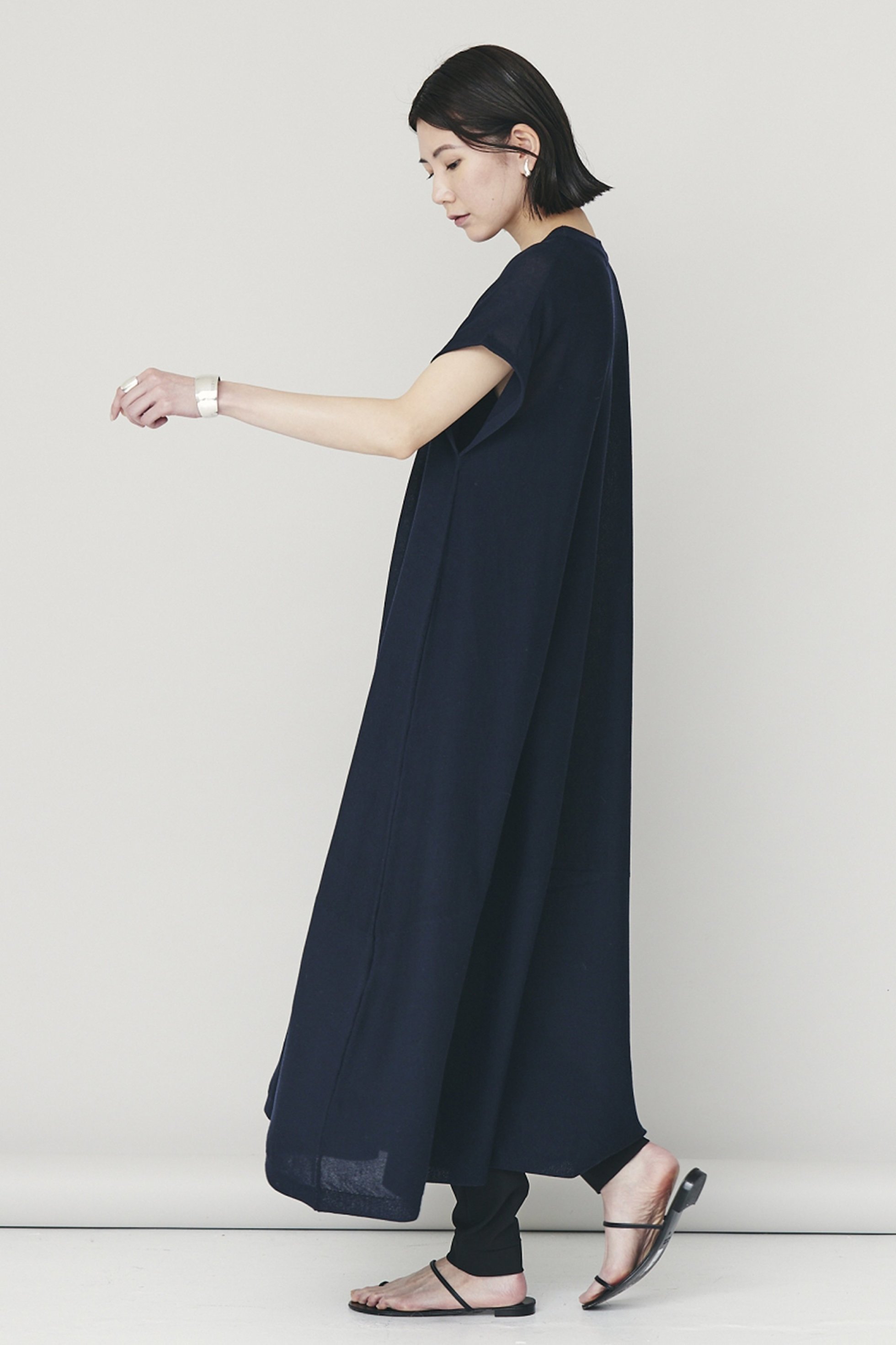 【カレンソロジー/Curensology】のニットフレアワンピース インテリア・キッズ・メンズ・レディースファッション・服の通販 founy(ファニー) 　ファッション　Fashion　レディースファッション　Fashion for Women　ワンピース　Dresses　チュニック　Tunic Tops & Dresses　シアー　Sheer, See-Through　シンプル　Simple, Minimal　スリーブ　Sleeve, Long Sleeve / Short Sleeve　チュニック　Tunic, Long Top　デニム　Denim, Jeans Material　フレア　Flare, Flared　フレンチ　French, French Style　レギンス　Leggings, Stretch Pants　ロング　Long, Long-Length　エレガント 上品　Elegant　夏　Summer　ネイビー|ID: prp329100003165924 ipo3291000000033705115