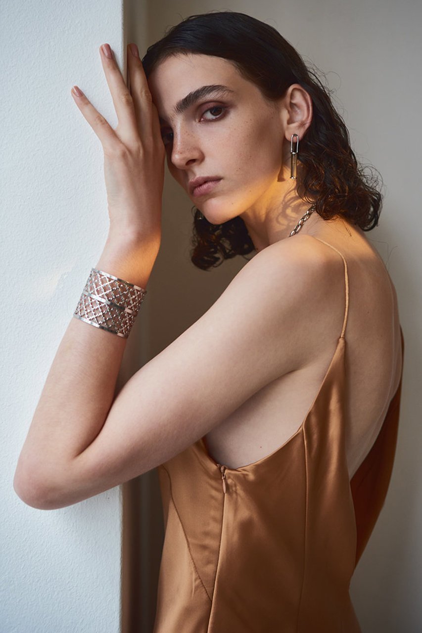 【アデル ビジュー/ADER bijoux】のGEM フープピアス 人気、トレンドファッション・服の通販 founy(ファニー) 　ファッション　Fashion　レディースファッション　Fashion for Women　ジュエリー　Jewelry　ファッションリング　Fashion Rings　イヤリング・フープ・ドロップタイプ　Hoop, Drop & Clip Earrings　イヤリング　Earrings　オケージョン　Occasion Wear　スタイリッシュ　Stylish, Fashionable　フォルム　Silhouette, Form　フープ　Hoop, Hoop Earrings　リュクス　Luxury, Elegant, High-End, Chic　other-2|ID: prp329100003173858 ipo3291000000035785269