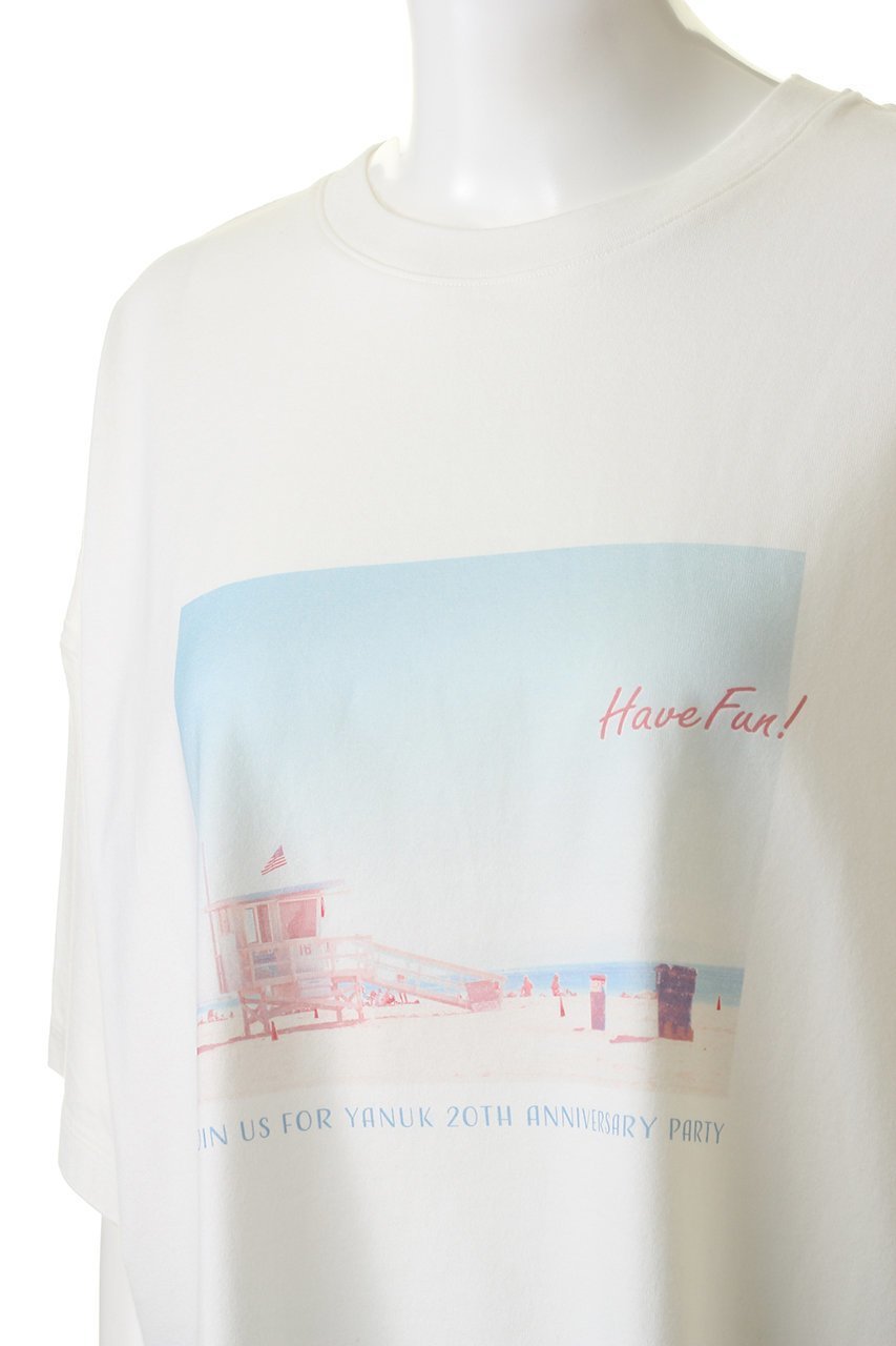 【ヤヌーク/YANUK】のプリントTシャツ 人気、トレンドファッション・服の通販 founy(ファニー) 　ファッション　Fashion　レディースファッション　Fashion for Women　トップス・カットソー　Cut & Sew Tops　シャツ・ブラウス・オフィスカジュアル　Elegant Blouses & Button-Ups　ロングTシャツ・Tシャツ　Longline T-Shirts & Tees　カットソー・ベーシックTシャツ　Cut-and-Sewn Tops / Stretch Tees & Basics　ショート　Short, Short Length　スリーブ　Sleeve, Long Sleeve / Short Sleeve　ビーチ　Beach, Seaside　プリント　Print, Printed Pattern　モチーフ　Motif, Design Theme　other-5|ID: prp329100003179557 ipo3291000000032835998