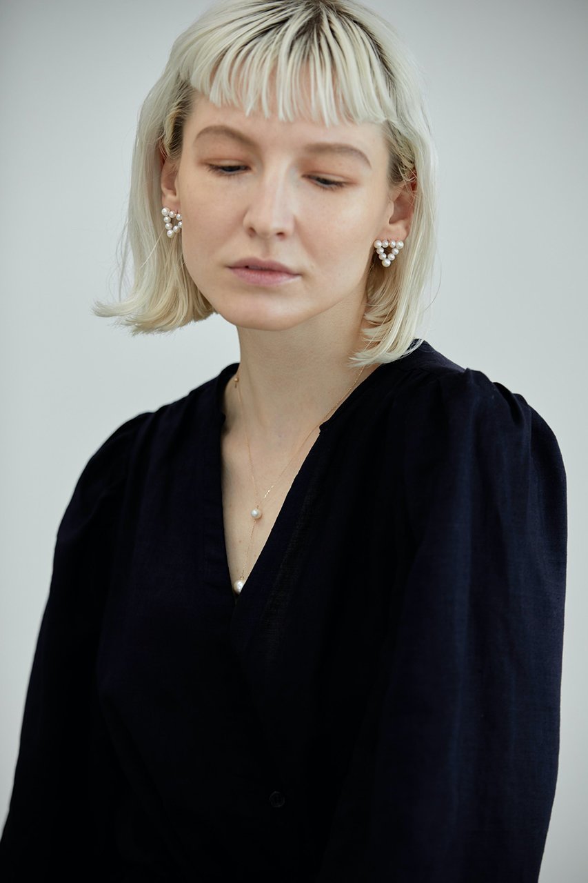 【ナチュラリジュエリ/NATURALI JEWELRY】のパールトライアングルピアス 人気、トレンドファッション・服の通販 founy(ファニー) 　ファッション　Fashion　レディースファッション　Fashion for Women　ジュエリー　Jewelry　ファッションリング　Fashion Rings　イヤリング・フープ・ドロップタイプ　Hoop, Drop & Clip Earrings　イヤリング　Earrings　イヤーカフ　Ear Cuffs　トライアングル　Triangle, Triangular Shape　パーティ　Party, Party Style　パール　Pearl, Pearl Accent　フェミニン　Feminine, Girly　モチーフ　Motif, Design Theme　other-2|ID: prp329100003202327 ipo3291000000035612357