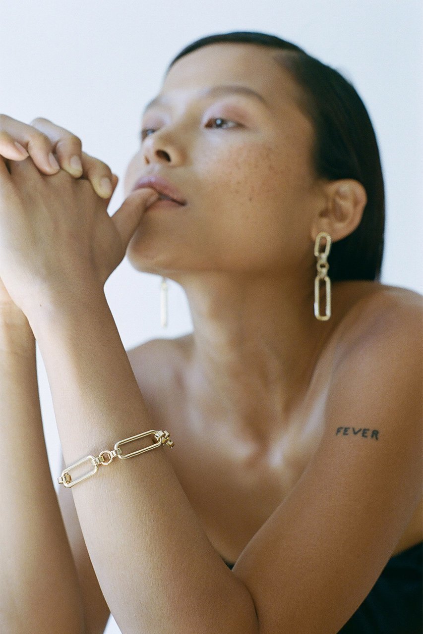 【ローラロンバルディ/LAURA LOMBARDI】のStanza ブレスレット 人気、トレンドファッション・服の通販 founy(ファニー) 　ファッション　Fashion　レディースファッション　Fashion for Women　ジュエリー　Jewelry　チェーン＆カフブレスレット　Cuff & Chain Bracelets　バングル・カフブレスレット　Bangles & Cuff Bracelets　おすすめ　Recommended / Our Picks　シンプル　Simple, Minimal　チェーン　Chain, Chain Strap　パーティ　Party, Party Style　ブレスレット　Bracelet, Wristband　リュクス　Luxury, Elegant, High-End, Chic　エレガント 上品　Elegant　other-2|ID: prp329100003204849 ipo3291000000031413435