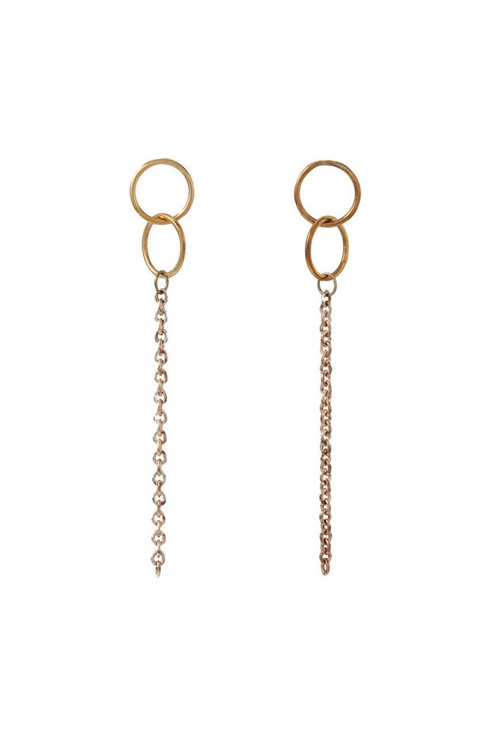 【スタニングルアー/STUNNING LURE】の【Saskia Diez】ピアス インテリア・キッズ・メンズ・レディースファッション・服の通販 founy(ファニー) https://founy.com/ ファッション Fashion レディースファッション Fashion for Women ジュエリー Jewelry ファッションリング Fashion Rings イヤリング・フープ・ドロップタイプ Hoop, Drop & Clip Earrings おすすめ Recommended / Our Picks イヤリング Earrings シンプル Simple, Minimal チェーン Chain, Chain Strap トレンド Trend, Trending Now エレガント 上品 Elegant |ID: prp329100003204909 ipo3291000000034627026