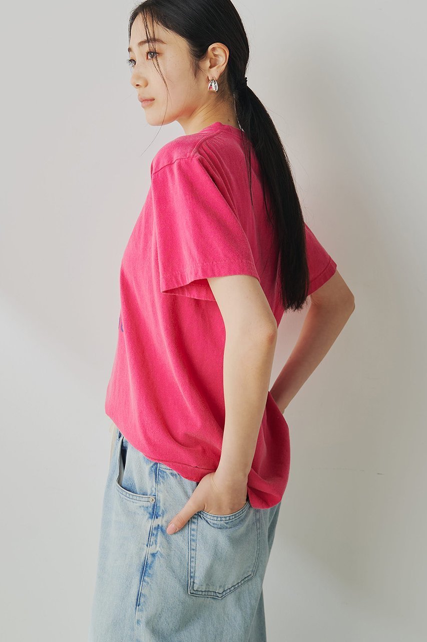 【ウィムガゼット/Whim Gazette】のロゴTシャツ 人気、トレンドファッション・服の通販 founy(ファニー) 　ファッション　Fashion　レディースファッション　Fashion for Women　トップス・カットソー　Cut & Sew Tops　シャツ・ブラウス・オフィスカジュアル　Elegant Blouses & Button-Ups　ロングTシャツ・Tシャツ　Longline T-Shirts & Tees　カットソー・ベーシックTシャツ　Cut-and-Sewn Tops / Stretch Tees & Basics　インナー　Innerwear　ヴィンテージ　Vintage Style　カットソー　Cut and Sewn Top　コンパクト　Compact, Small Size　ショート　Short, Short Length　ジャケット　Jacket, Outerwear　スリーブ　Sleeve, Long Sleeve / Short Sleeve　トレンド　Trend, Trending Now　プリント　Print, Printed Pattern　ベーシック　Basic, Essential　ボトム　Bottoms, Lower Wear　リアル　Real, Realistic　ロング　Long, Long-Length　other-3|ID: prp329100003214526 ipo3291000000032810631