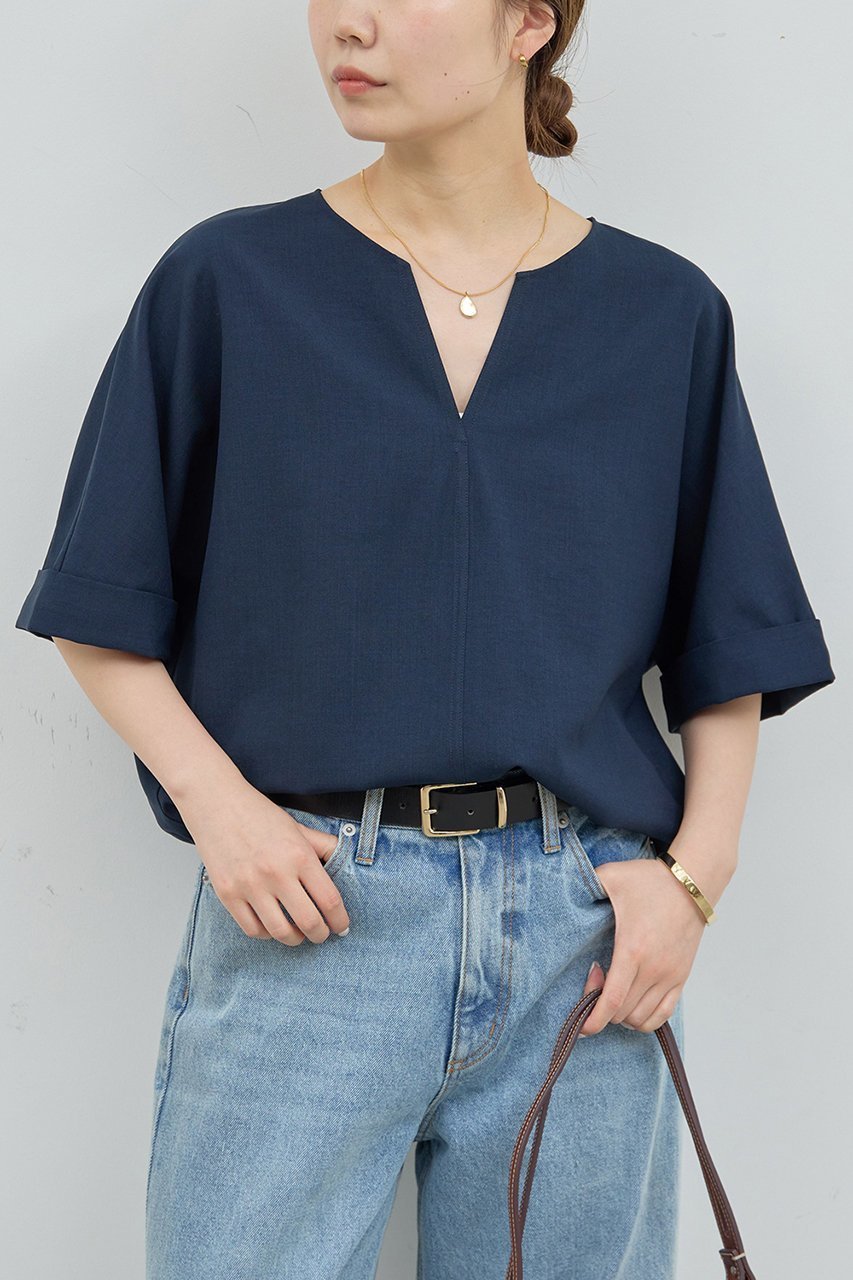 【ガリャルダガランテ/GALLARDAGALANTE】のスキッパーブラウス インテリア・キッズ・メンズ・レディースファッション・服の通販 founy(ファニー) 　ファッション　Fashion　レディースファッション　WOMEN　トップス・カットソー　Tops/Tshirt　シャツ/ブラウス　Shirts/Blouses　ショート　Short　スキッパー　Skipper　スリーブ　Sleeve　デニム　Denim　ハーフ　Half　ビジネス 仕事 通勤　Business　夏　Summer　NEW・新作・新着・新入荷　New Arrivals　秋　Autumn/Fall　ネイビー|ID: prp329100003220833 ipo3291000000031961355