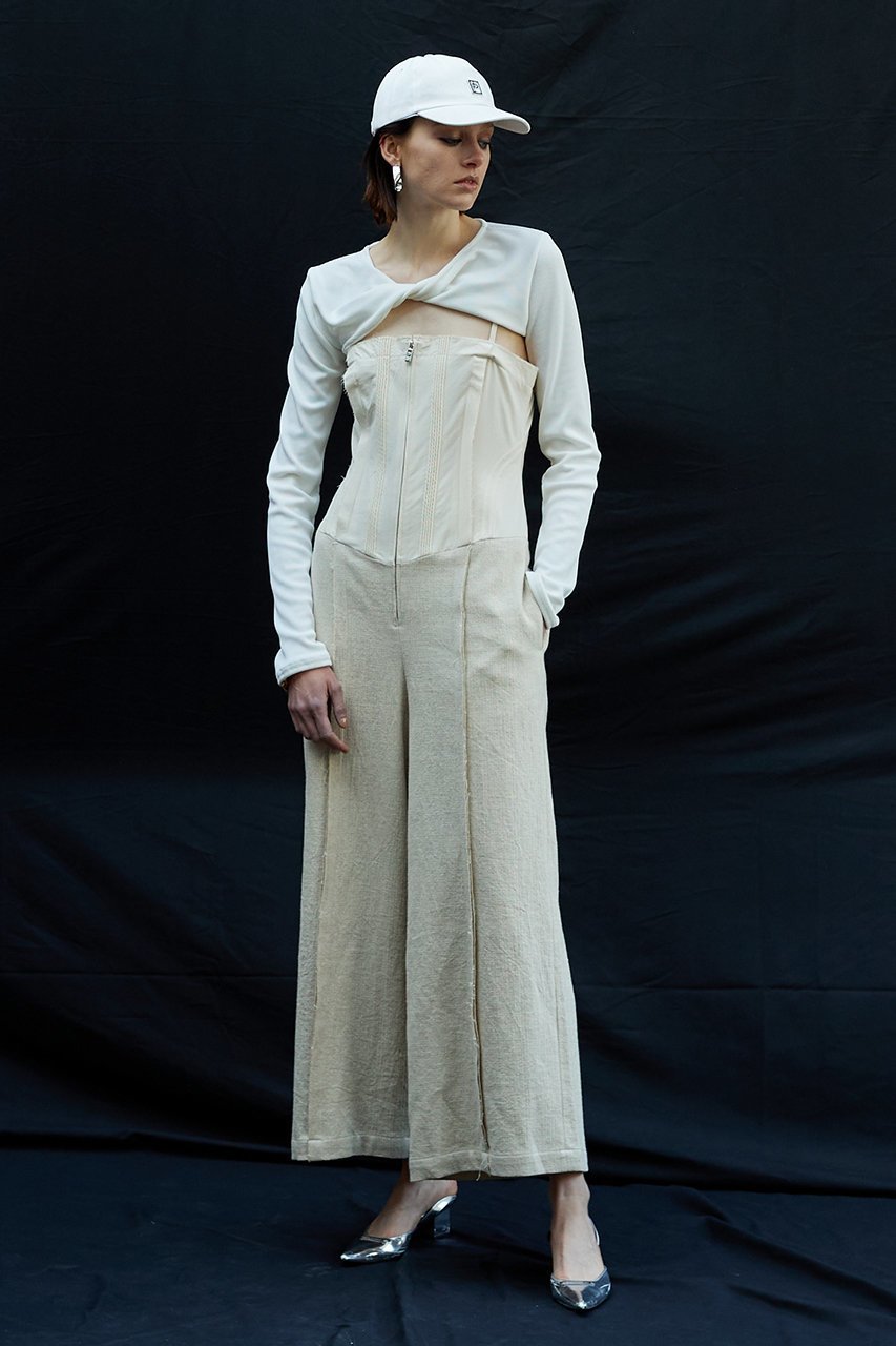 【プランク プロジェクト/PRANK PROJECT】のツイストボレロトップ / Twisted Bolero Top 人気、トレンドファッション・服の通販 founy(ファニー) 　ファッション　Fashion　レディースファッション　Fashion for Women　アウター　Coat / Outerwear Collection　ボレロ・ショート丈ジャケット / ドレス羽織りに　Boleros & Short Jackets　トップス・カットソー　Cut & Sew Tops　シャツ・ブラウス・オフィスカジュアル　Elegant Blouses & Button-Ups　ロングTシャツ・Tシャツ　Longline T-Shirts & Tees　カットソー・ベーシックTシャツ　Cut-and-Sewn Tops / Stretch Tees & Basics　アシンメトリー　Asymmetrical Style　キャミ　Camisole, Cami Top　スリーブ　Sleeve, Long Sleeve / Short Sleeve　タンク　Tank Top, Sleeveless Top　ツイスト　Tweed, Tweed Fabric　フィット　Fit, Slim Fit　フロント　Front, Front Design　プレート　Plate, Dish　ボレロ　Bolero, Short Cardigan　メタル　Metal, Metal Parts　ロング　Long, Long-Length　夏　Summer　other-8|ID: prp329100003248073 ipo3291000000035736726