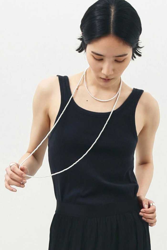 【ザ ストア バイ シー/THE STORE by C】のリブタンクトップ インテリア・キッズ・メンズ・レディースファッション・服の通販 founy(ファニー) https://founy.com/ ファッション Fashion レディースファッション Fashion for Women トップス・カットソー Cut & Sew Tops キャミソール&ノースリーブ Camisoles & Sleeveless Tops シャツ・ブラウス・オフィスカジュアル Elegant Blouses & Button-Ups ロングTシャツ・Tシャツ Longline T-Shirts & Tees カットソー・ベーシックTシャツ Cut-and-Sewn Tops / Stretch Tees & Basics インナー Innerwear キャミソール Camisole, Spaghetti Strap Top シルク Silk, 100% Silk タンク Tank Top, Sleeveless Top テレコ Ribbed, Rib Stitch フィット Fit, Slim Fit ベーシック Basic, Essential |ID: prp329100003282042 ipo3291000000032853828