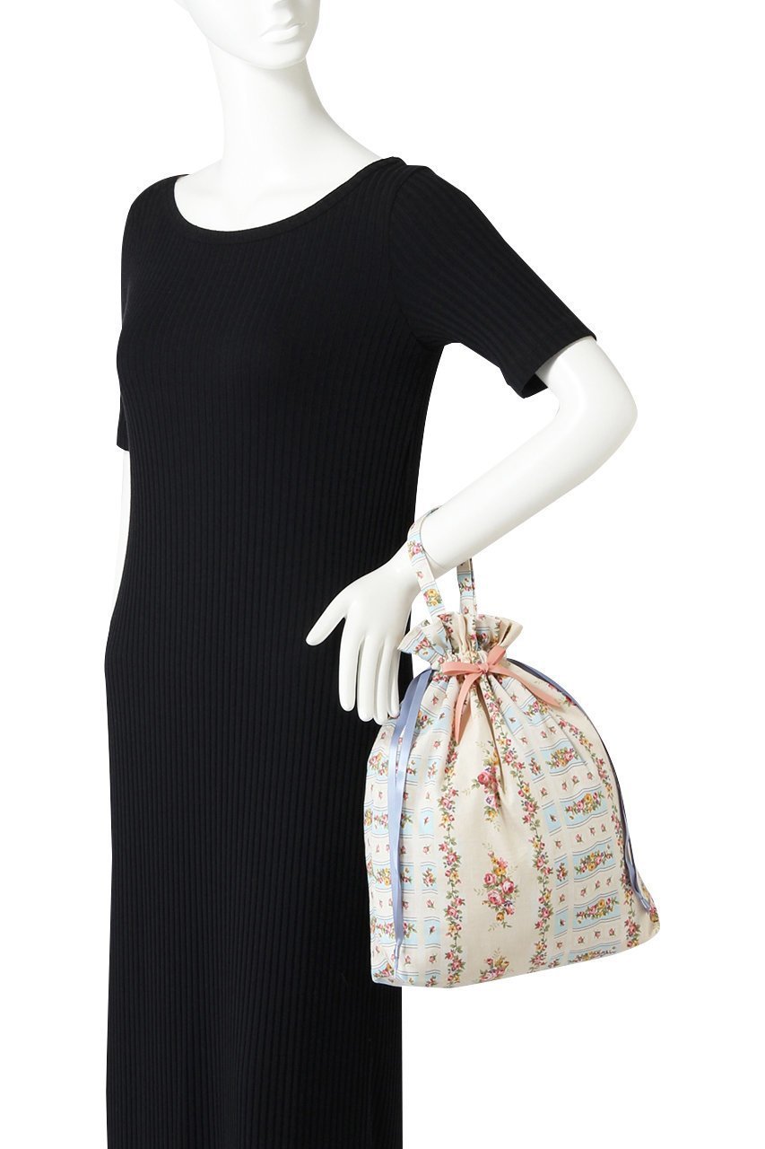 【イクコ/IKUKO】のシングルガーゼ花柄プリント巾着バッグ 人気、トレンドファッション・服の通販 founy(ファニー) 　ファッション　Fashion　レディースファッション　Fashion for Women　バッグ　Bags　ポーチ&ミニバッグ　Pouches & Mini Bags　エレガント 上品　Elegant　プリント　Print, Printed Pattern　ポーチ　Pouch, Small Case　リボン　Ribbon, Bow　巾着　Drawstring Bag, Kinchaku　旅行　Travel　other-2|ID: prp329100003341139 ipo3291000000032862491