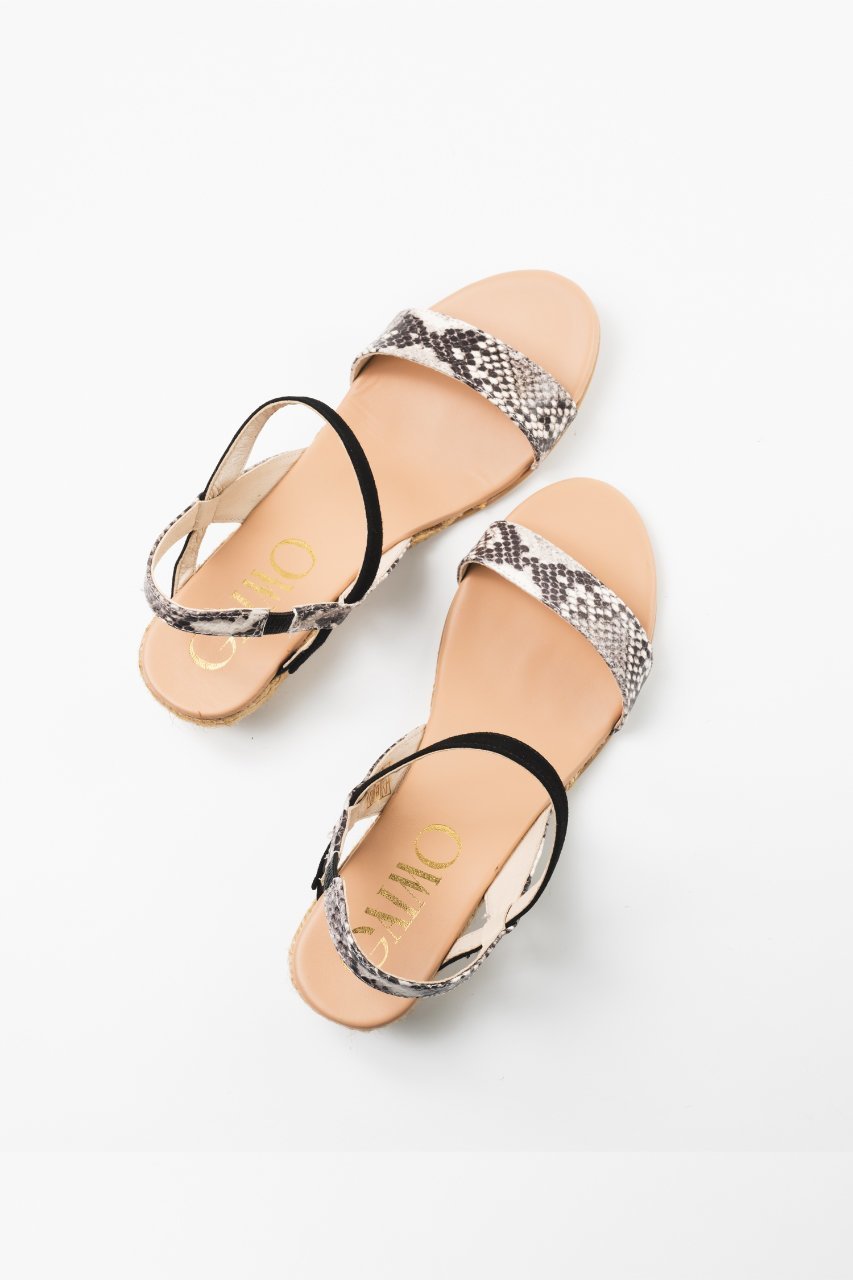 【エスメラルダ/Esmeralda】の【GAIMO】バイカラーストラップサンダル 人気、トレンドファッション・服の通販 founy(ファニー) 　ファッション　Fashion　レディースファッション　Fashion for Women　サンダル　Sandals, Summer Shoes　デニム　Denim, Jeans Material　夏　Summer　春　Spring　S/S・春夏　SS, Spring/Summer, Warm Season　other-3|ID: prp329100003345398 ipo3291000000035059654