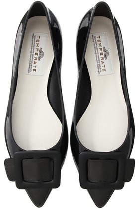 【テンパレイト/TEMPERATE】 NINA バックルベルト ポインテッドパンプス(レイン対応)人気、トレンドファッション・服の通販 founy(ファニー) ファッション Fashion レディースファッション Fashion for Women バッグ Bags ベルト&ウエストマーク Belts & Waist Accessories インソール Shoe Insole クッション Cushion, Throw Pillow シューズ Shoes, Footwear ポインテッド Pointed Toe, Sharp Toe ラバー Rubber, Rubber Sole レイン Rain, Rainproof |ID:prp329100003345410