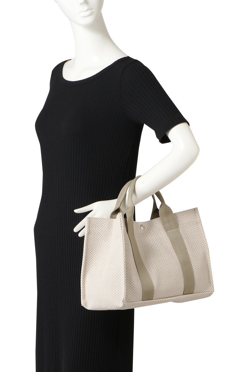 【フランソワレニエ/FRANCOIS RENIER】のCHEVRONA スクエアトート 人気、トレンドファッション・服の通販 founy(ファニー) 　ファッション　Fashion　レディースファッション　Fashion for Women　バッグ　Bags　クラシック　Classic, Timeless Style　シンプル　Simple, Minimal　スクエア　Square, Square Shape　フォルム　Silhouette, Form　モダン　Modern, Contemporary　other-3|ID: prp329100003361777 ipo3291000000035692320