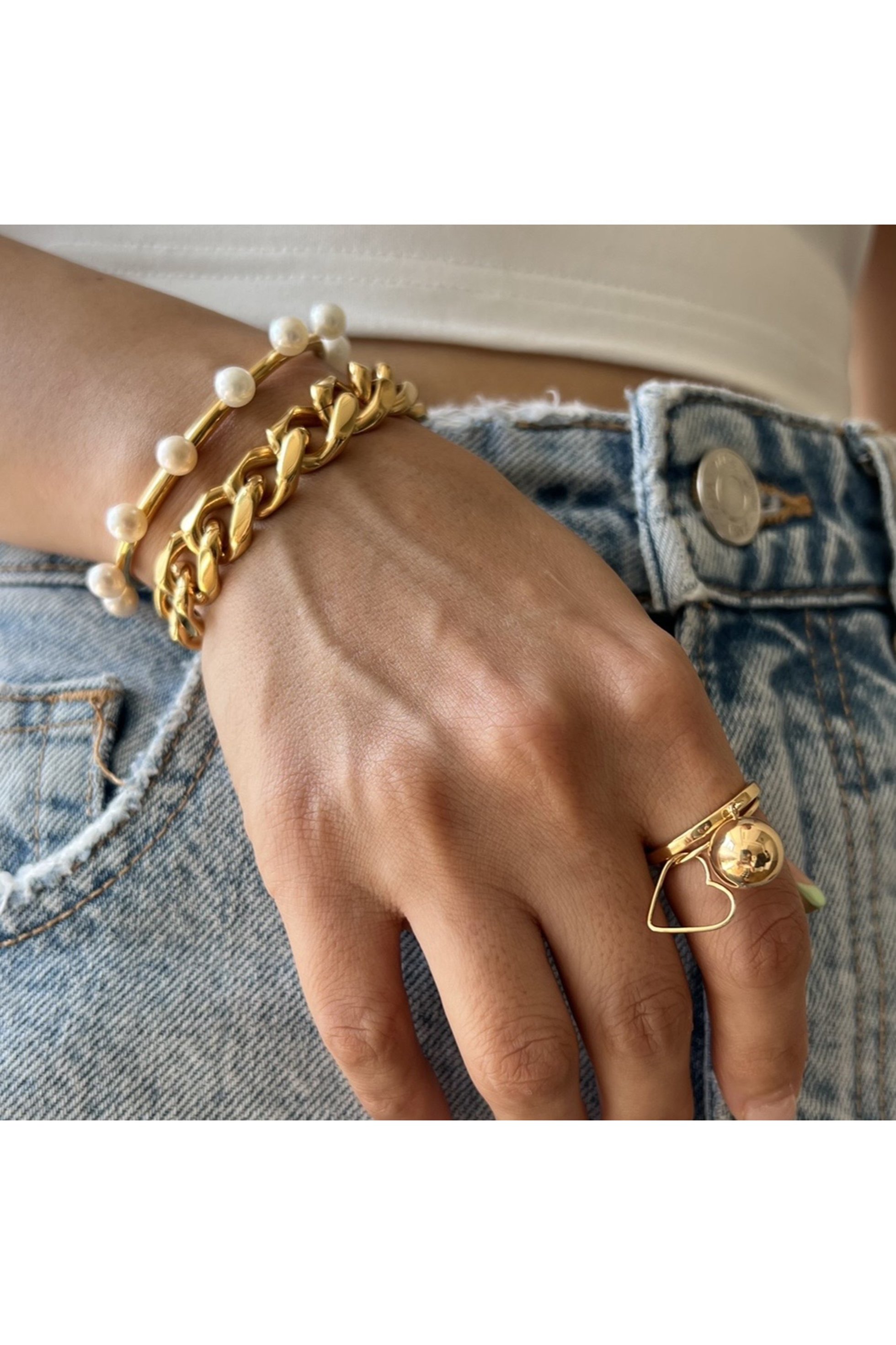 【ビジュードエム/Bijou de M】のドットパールバングル 人気、トレンドファッション・服の通販 founy(ファニー) ファッション Fashion レディースファッション Fashion for Women ジュエリー Jewelry チェーン&カフブレスレット Cuff & Chain Bracelets バングル・カフブレスレット Bangles & Cuff Bracelets おすすめ Recommended / Our Picks ジュエリー Jewelry, Accessories バングル Bangle, Bracelet ブレスレット Bracelet, Wristband other-3|ID: prp329100003374258 ipo3291000000036174369