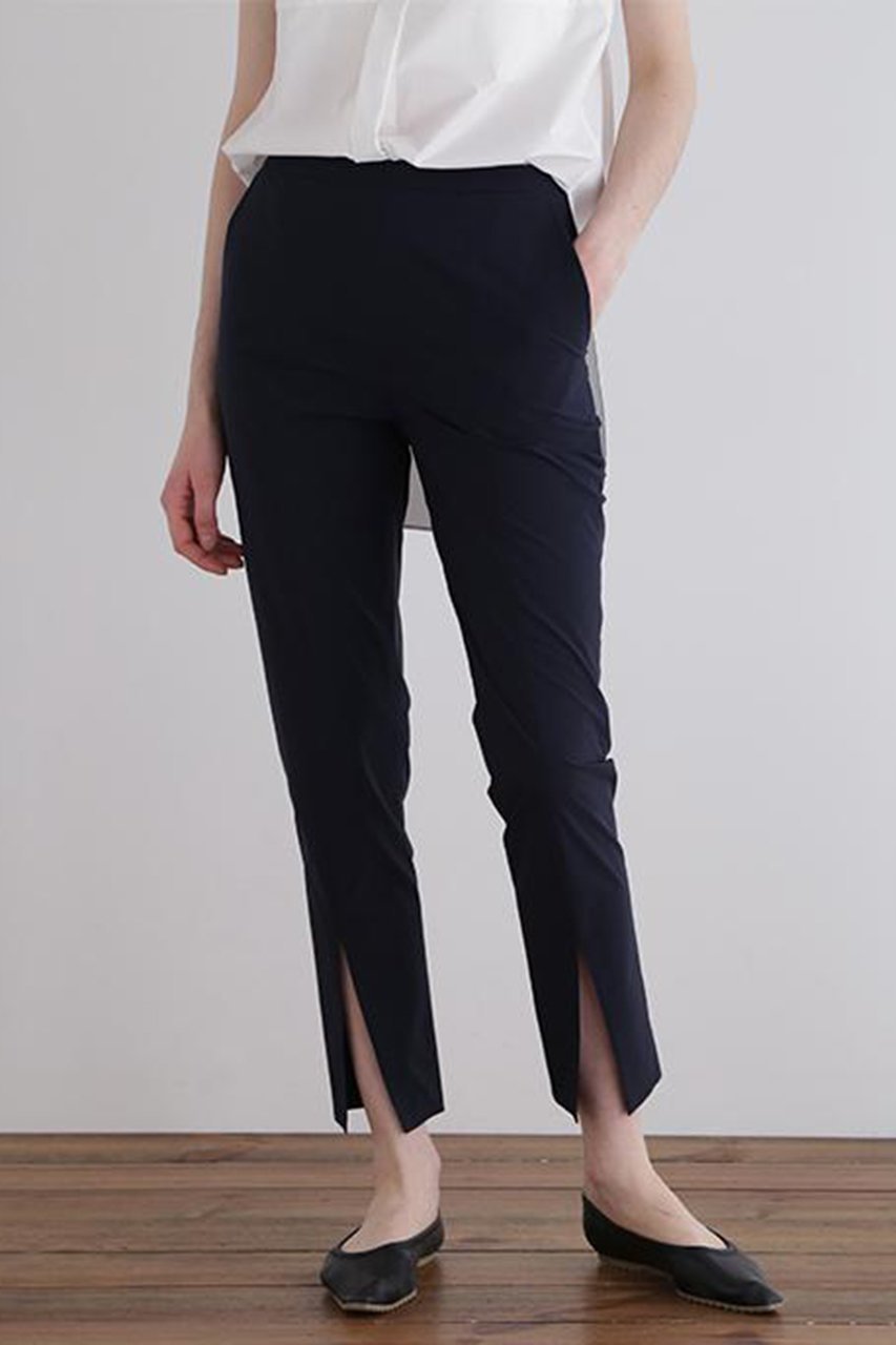 【ル フィル/LE PHIL】のSOLOTEXブロードセンタースリットパンツ 人気、トレンドファッション・服の通販 founy(ファニー) 　ファッション　Fashion　レディースファッション　Fashion for Women　パンツ　Pants & Trousers　ストレッチ　Stretch, Stretchy Fabric　スリット　Slit, Slit Detail　ブロード　Broadcloth, Fine Cotton　エレガント 上品　Elegant　再入荷　Restock / Back in Stock　夏　Summer　定番　Standard, Basic Item　旅行　Travel　other-2|ID: prp329100003377161 ipo3291000000034835567