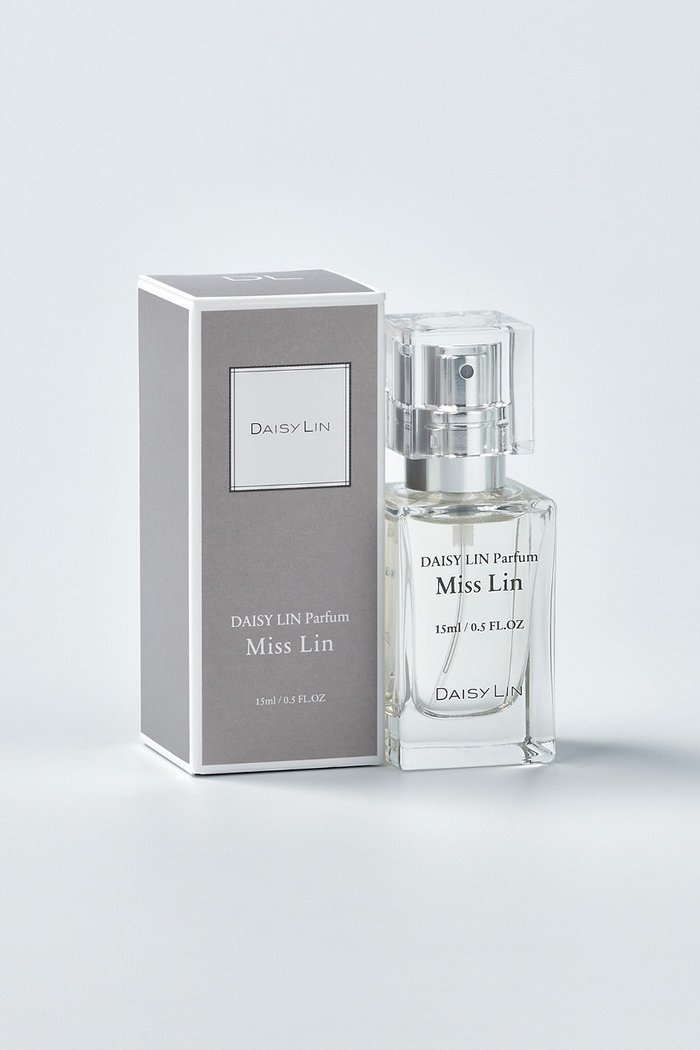 【デイジーリン/DAISY LIN / GOODS】のDAISY LIN Parfum Miss Lin 15mL インテリア・キッズ・メンズ・レディースファッション・服の通販 founy(ファニー) https://founy.com/ エレガント 上品 Elegant シンプル Simple, Minimal ラグジュアリー Luxury, Elegant ギフト プレゼント Gift / Present ホーム・キャンプ・アウトドア・お取り寄せ Home Living / Home & Lifestyle / Camping Gear / Outdoor Camping ビューティー・ヘルス Beauty & Health Essentials |ID: prp329100003379812 ipo3291000000036239351