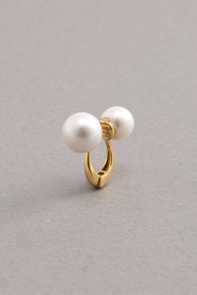 【プラス ヴァンドーム/Plus Vendome】のPEARL フィット イヤーカフ 2pearl(片耳用) 人気、トレンドファッション・服の通販 founy(ファニー) ファッション Fashion レディースファッション WOMEN ジュエリー Jewelry リング Rings イヤリング Earrings イエロー Yellow イヤリング Earrings イヤーカフ Ear Cuff コーティング Coating シンプル Simple パール Pearl フィット Fit メタル Metal 再入荷 Restock/Back In Stock/Re Arrival 片耳 One Ear |ID:prp329100003392235