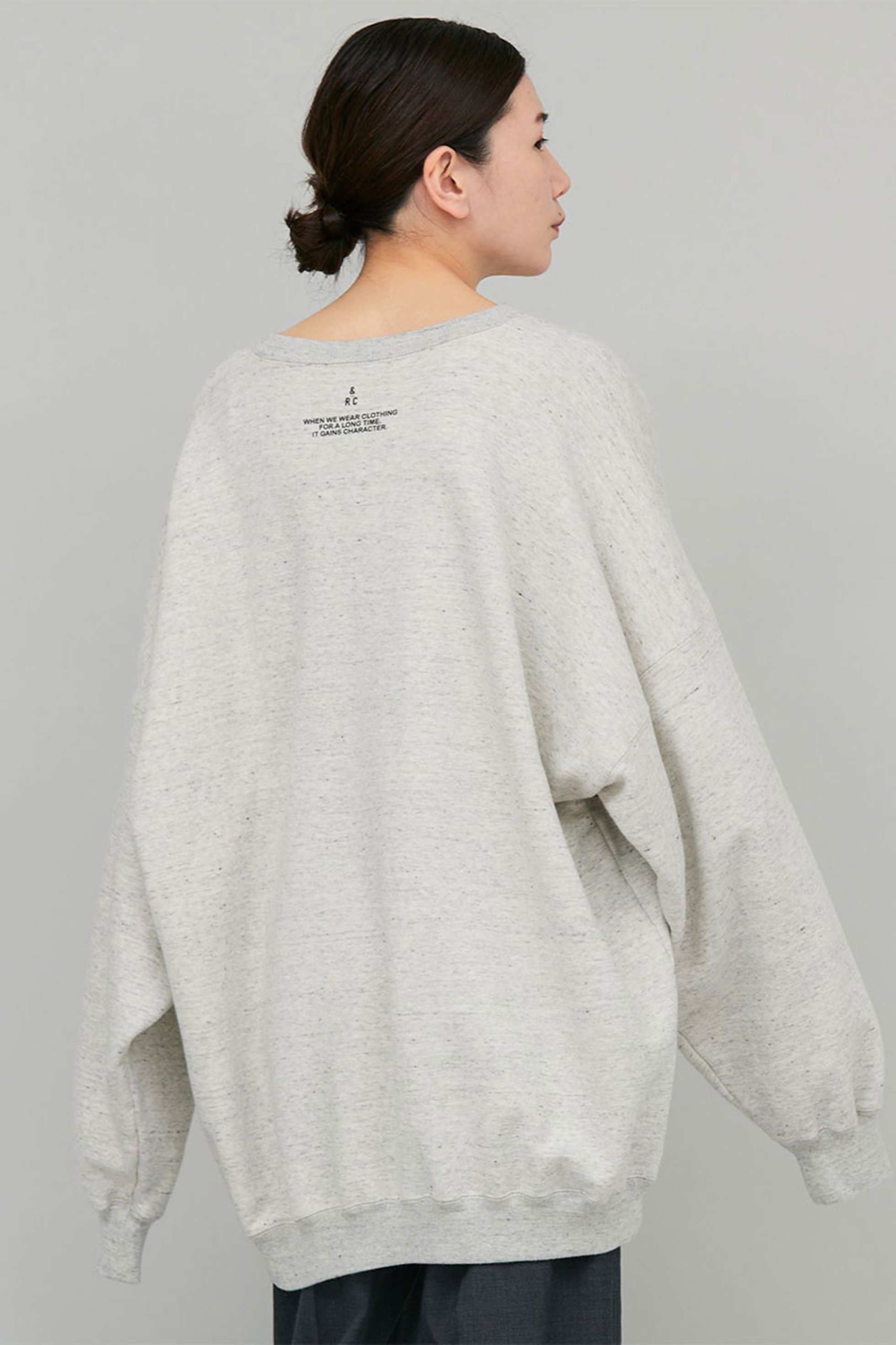 【カレンソロジー/Curensology】の〈&RC〉フレンチテリービッグトレーナー 人気、トレンドファッション・服の通販 founy(ファニー) 　ファッション　Fashion　レディースファッション　WOMEN　トップス・カットソー　Tops/Tshirt　シャツ/ブラウス　Shirts/Blouses　パーカ　Sweats　ロング / Tシャツ　T-Shirts　スウェット　Sweat　カットソー　Cut and Sewn　カーゴパンツ　Cargo Pants　キャラクター　Character　デニム　Denim　トレーナー　Trainer　定番　Standard　ミリタリー　Military　リラックス　Relax　ロング　Long　ワイド　Wide　ワーク　Work　A/W・秋冬　Aw・Autumn/Winter・Fw・Fall-Winter　おすすめ　Recommend　 other-1|ID: prp329100003418596 ipo3291000000030851115