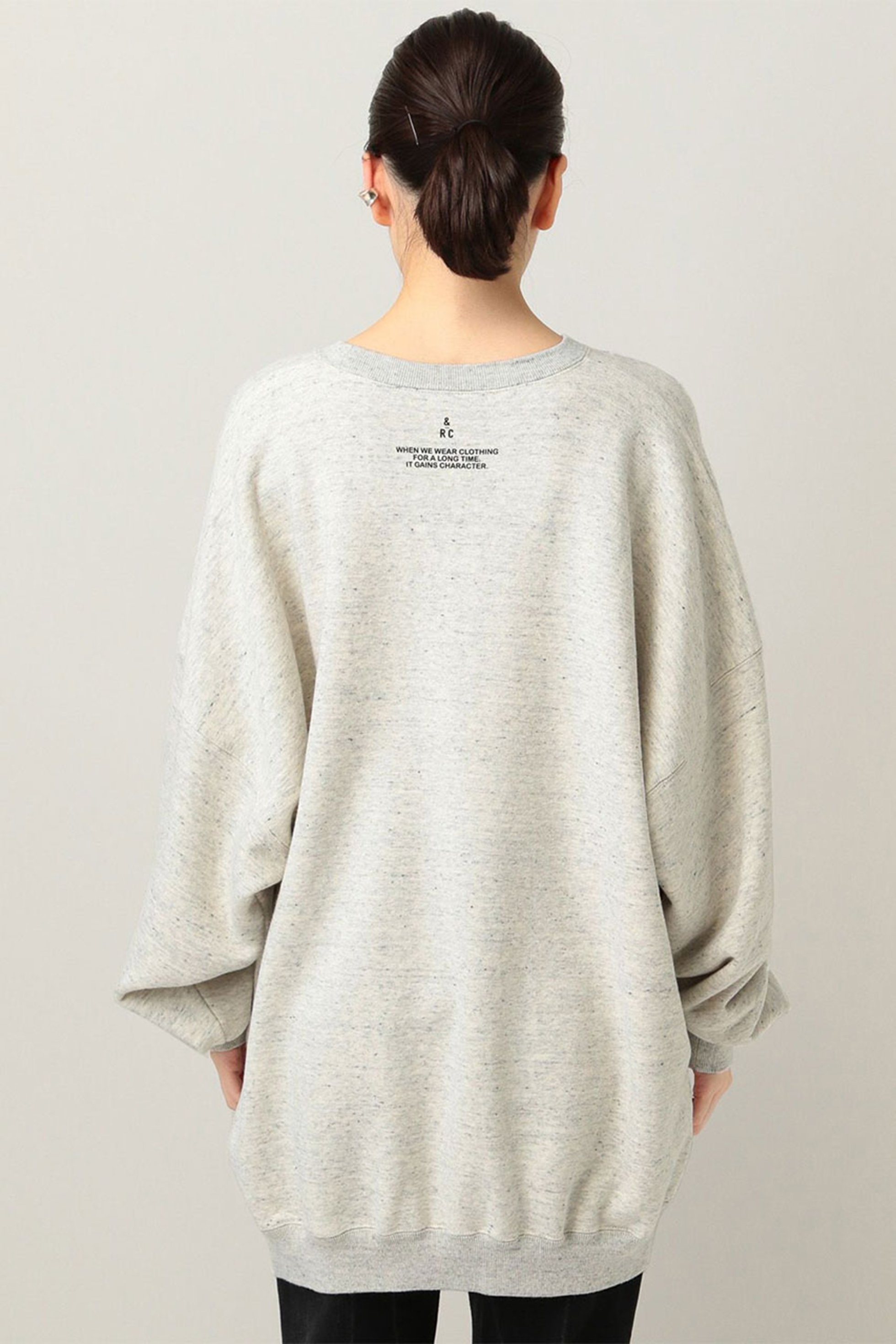 【カレンソロジー/Curensology】の〈&RC〉フレンチテリービッグトレーナー 人気、トレンドファッション・服の通販 founy(ファニー) 　ファッション　Fashion　レディースファッション　WOMEN　トップス・カットソー　Tops/Tshirt　シャツ/ブラウス　Shirts/Blouses　パーカ　Sweats　ロング / Tシャツ　T-Shirts　スウェット　Sweat　カットソー　Cut and Sewn　カーゴパンツ　Cargo Pants　キャラクター　Character　デニム　Denim　トレーナー　Trainer　定番　Standard　ミリタリー　Military　リラックス　Relax　ロング　Long　ワイド　Wide　ワーク　Work　A/W・秋冬　Aw・Autumn/Winter・Fw・Fall-Winter　おすすめ　Recommend　other-6|ID: prp329100003418596 ipo3291000000031405105