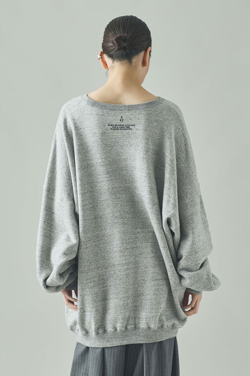 【カレンソロジー/Curensology】の〈&RC〉フレンチテリービッグトレーナー 人気、トレンドファッション・服の通販 founy(ファニー) 　ファッション　Fashion　レディースファッション　Fashion for Women　トップス・カットソー　Cut & Sew Tops　シャツ・ブラウス・オフィスカジュアル　Elegant Blouses & Button-Ups　レディースパーカー・カジュアルフーディー　Casual Hoodies & Sweatshirts　ロングTシャツ・Tシャツ　Longline T-Shirts & Tees　スウェット・クルーネックトップス　Sweatshirts & Crewnecks / Relaxed Fit Sweat Tops　カットソー・ベーシックTシャツ　Cut-and-Sewn Tops / Stretch Tees & Basics　カーゴパンツ　Cargo Pants, Utility Pants　キャラクター　Character, Licensed Characters　デニム　Denim, Jeans Material　トレーナー　Sweatshirt, Trainer　定番　Standard, Basic Item　ミリタリー　Military, Army Style　リラックス　Relax, Relaxed Fit　ロング　Long, Long-Length　ワイド　Wide, Wide Fit　ワーク　Workwear, Utility Style　A/W・秋冬　Autumn/Winter　おすすめ　Recommended / Our Picks　other-4|ID: prp329100003418596 ipo3291000000035493558