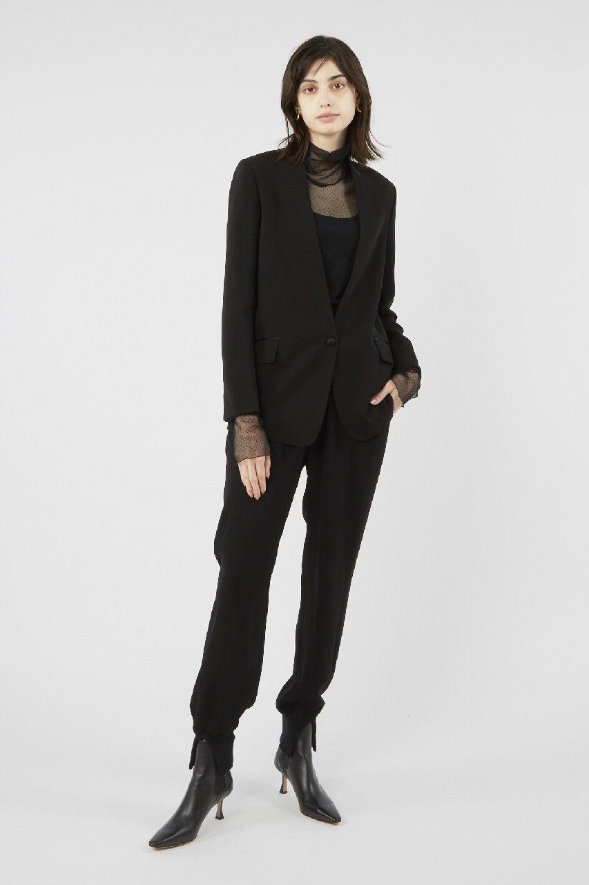 【コルピエロ/Col Pierrot】のブラックシングルジャケット 人気、トレンドファッション・服の通販 founy(ファニー) 　ファッション　Fashion　レディースファッション　Fashion for Women　アウター　Coat / Outerwear Collection　レディースジャケット・軽アウター　Jackets　インナー　Innerwear　サテン　Satin, Glossy Fabric　シンプル　Simple, Minimal　ジャケット　Jacket, Outerwear　ジョーゼット　Georgette, Semi-Sheer Fabric　ビジネス 仕事 通勤　Business / Work / Commuting　other-8|ID: prp329100003422236 ipo3291000000032966514