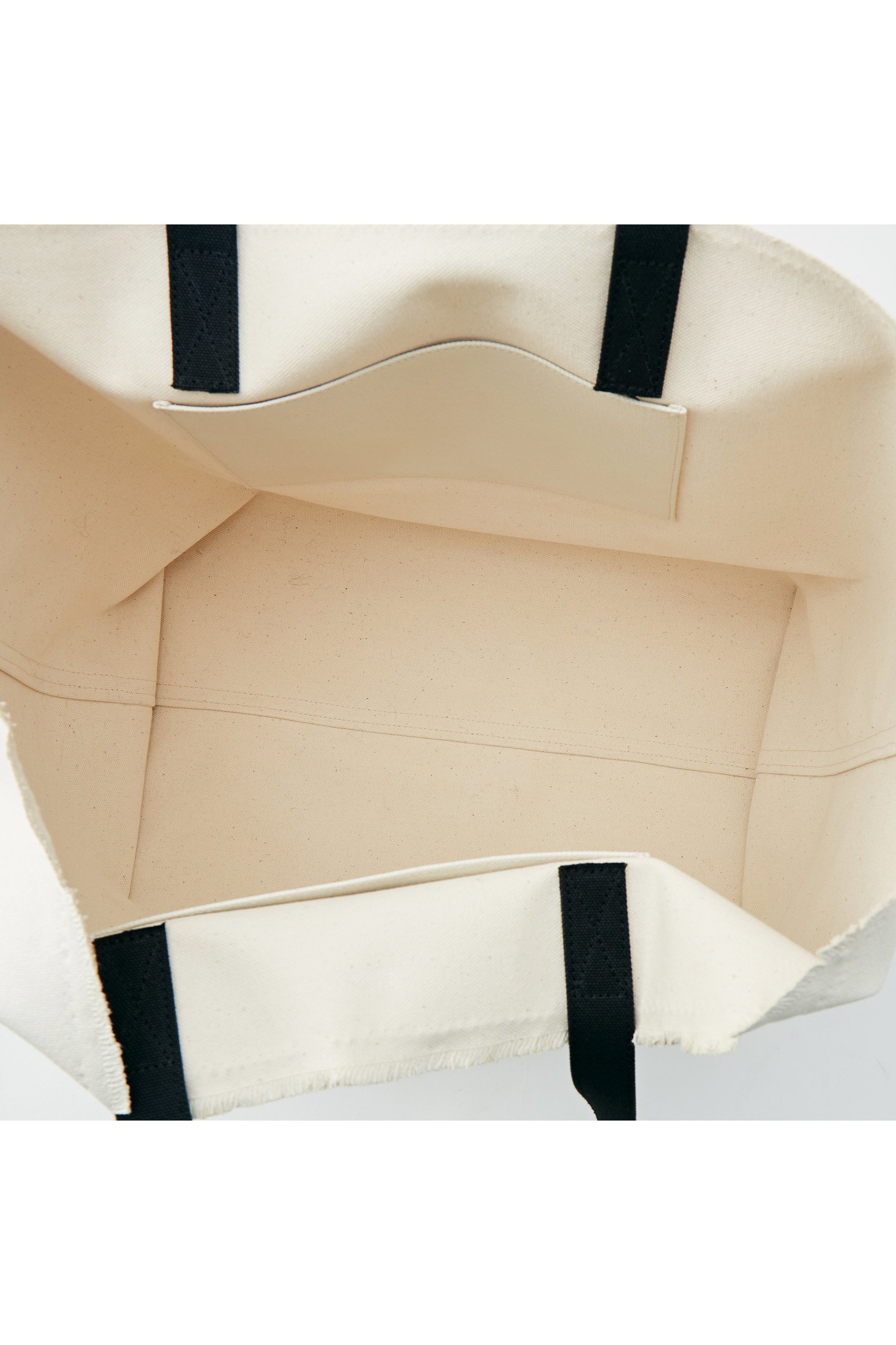 【プレインピープル/PLAIN PEOPLE】の【THE PURSE】トートバッグ CAVIAR BOAT TOTE L 人気、トレンドファッション・服の通販 founy(ファニー) 　ファッション　Fashion　レディースファッション　Fashion for Women　バッグ　Bags　アクリル　Acrylic Material　コーティング　Coating, Coated Finish　シンプル　Simple, Minimal　ベーシック　Basic, Essential　other-8|ID: prp329100003425439 ipo3291000000032782464