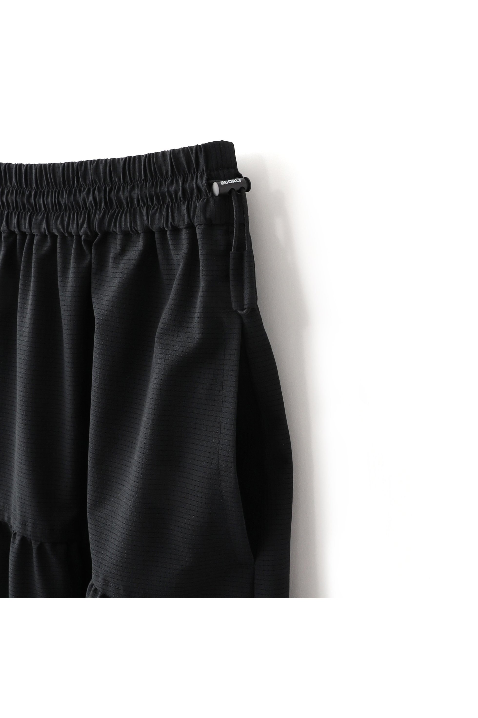 【エコアルフ/ECOALF】の【日本限定】ACT ANYWHERE アクティブ ドットスカート 人気、トレンドファッション・服の通販 founy(ファニー) 　ファッション　Fashion　レディースファッション　Fashion for Women　スカート　Skirts　ロングスカート　Long Skirts / Maxi & Midi Skirts　ギャザー　Gathered, Ruffled　コレクション　Collection, Seasonal Line　スニーカー　Sneakers, Trainers　スピンドル　Spindle, Drawcord　スリット　Slit, Slit Detail　ドット　Polka Dot, Dot Pattern　ドローコード　Drawcord, Drawstring Cord　フィット　Fit, Slim Fit　フレア　Flare, Flared　ロング　Long, Long-Length　エレガント 上品　Elegant　other-5|ID: prp329100003430967 ipo3291000000032937423