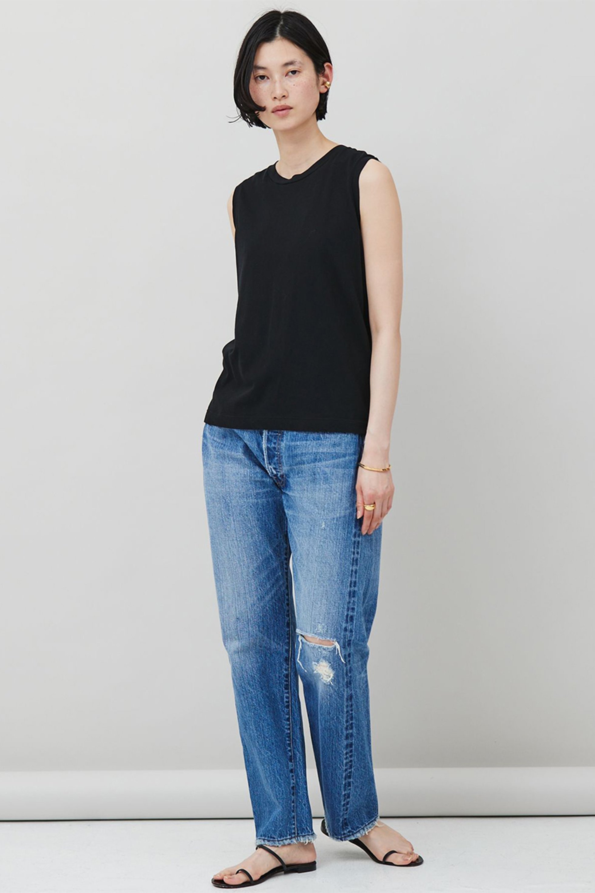 【カレンソロジー/Curensology】の5AWノースリーブTシャツ 人気、トレンドファッション・服の通販 founy(ファニー) 　ファッション　Fashion　レディースファッション　Fashion for Women　トップス・カットソー　Cut & Sew Tops　キャミソール&ノースリーブ　Camisoles & Sleeveless Tops　シャツ・ブラウス・オフィスカジュアル　Elegant Blouses & Button-Ups　ロングTシャツ・Tシャツ　Longline T-Shirts & Tees　カットソー・ベーシックTシャツ　Cut-and-Sewn Tops / Stretch Tees & Basics　インナー　Innerwear　キャミソール　Camisole, Spaghetti Strap Top　サロペット　Overalls, Salopette　シンプル　Simple, Minimal　タンク　Tank Top, Sleeveless Top　デニム　Denim, Jeans Material　ノースリーブ　Sleeveless, No-Sleeve　プレミアム　Premium, High-End　エレガント 上品　Elegant　吸水　Absorbent, Quick-Dry　other-2|ID: prp329100003447824 ipo3291000000035921965