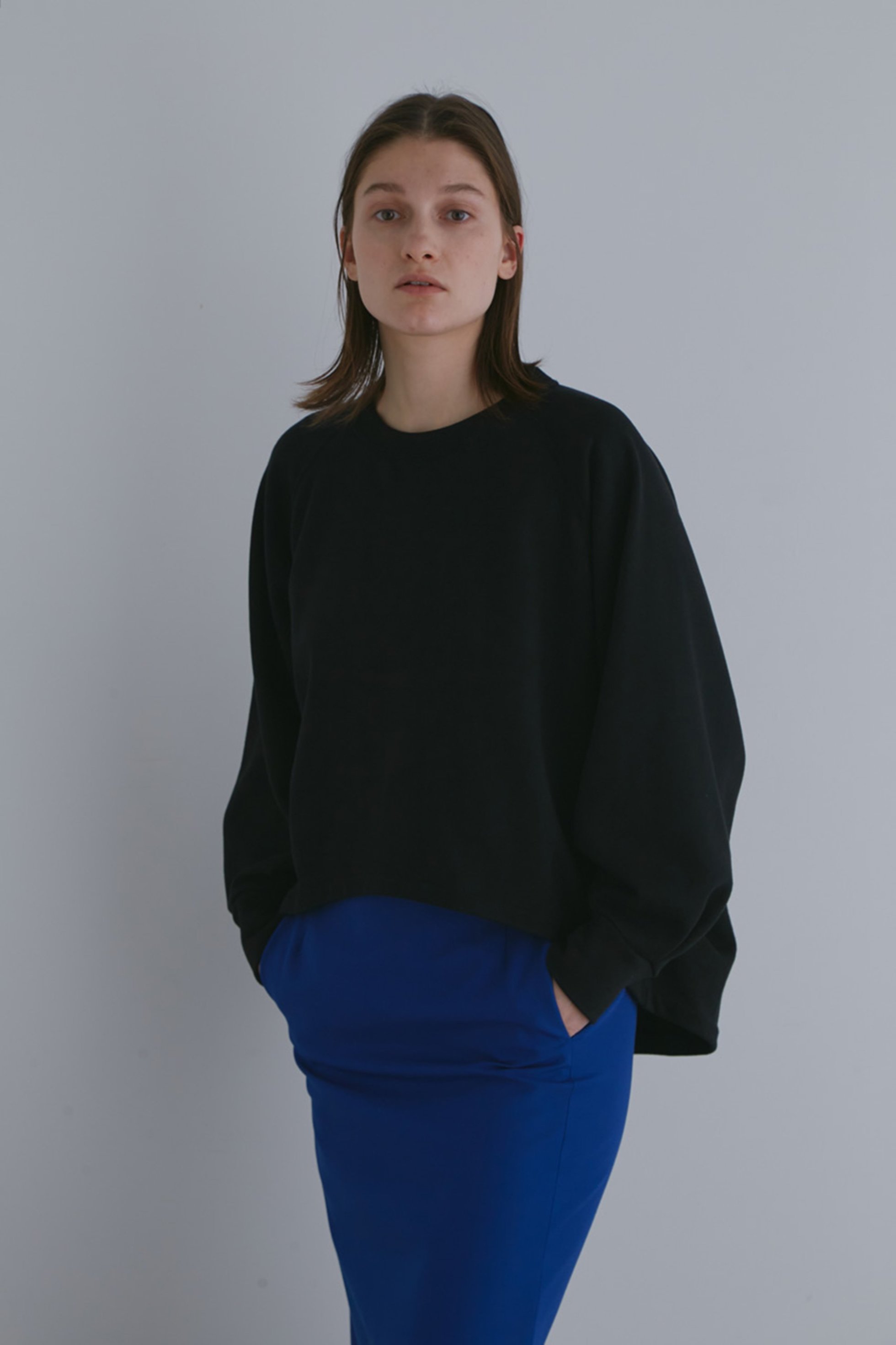 【ル フィル/LE PHIL】のコンパクト裏毛ショートプルオーバー 人気、トレンドファッション・服の通販 founy(ファニー) 　ファッション　Fashion　レディースファッション　WOMEN　トップス・カットソー　Tops/Tshirt　シャツ/ブラウス　Shirts/Blouses　パーカ　Sweats　ロング / Tシャツ　T-Shirts　プルオーバー　Pullover　スウェット　Sweat　カットソー　Cut and Sewn　コンパクト　Compact　ショート　Short　ジャージ　Jersey　バランス　Balance　パターン　Pattern　フォルム　Form　ベーシック　Basic　other-3|ID: prp329100003449975 ipo3291000000031240580