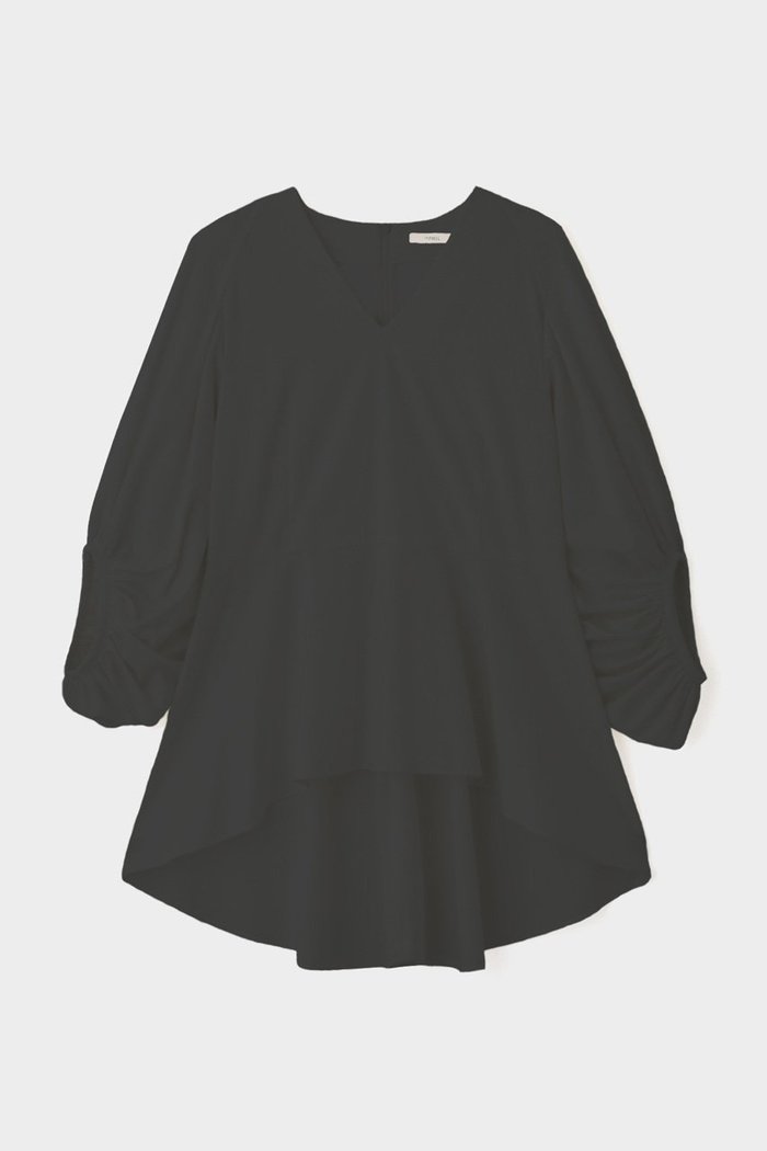 【ル フィル/LE PHIL】のコンパクトポンチブラウス インテリア・キッズ・メンズ・レディースファッション・服の通販 founy(ファニー) https://founy.com/ ファッション Fashion レディースファッション WOMEN トップス・カットソー Tops/Tshirt シャツ/ブラウス Shirts/Blouses なめらか Smooth カットソー Cut And Sew ギャザー Gather ショート Short ジャージ Jersey スリーブ Sleeve ドレープ Drape バランス Balance フレア Flare フロント Front ワイド Wide |ID: prp329100003450038 ipo3291000000029105016