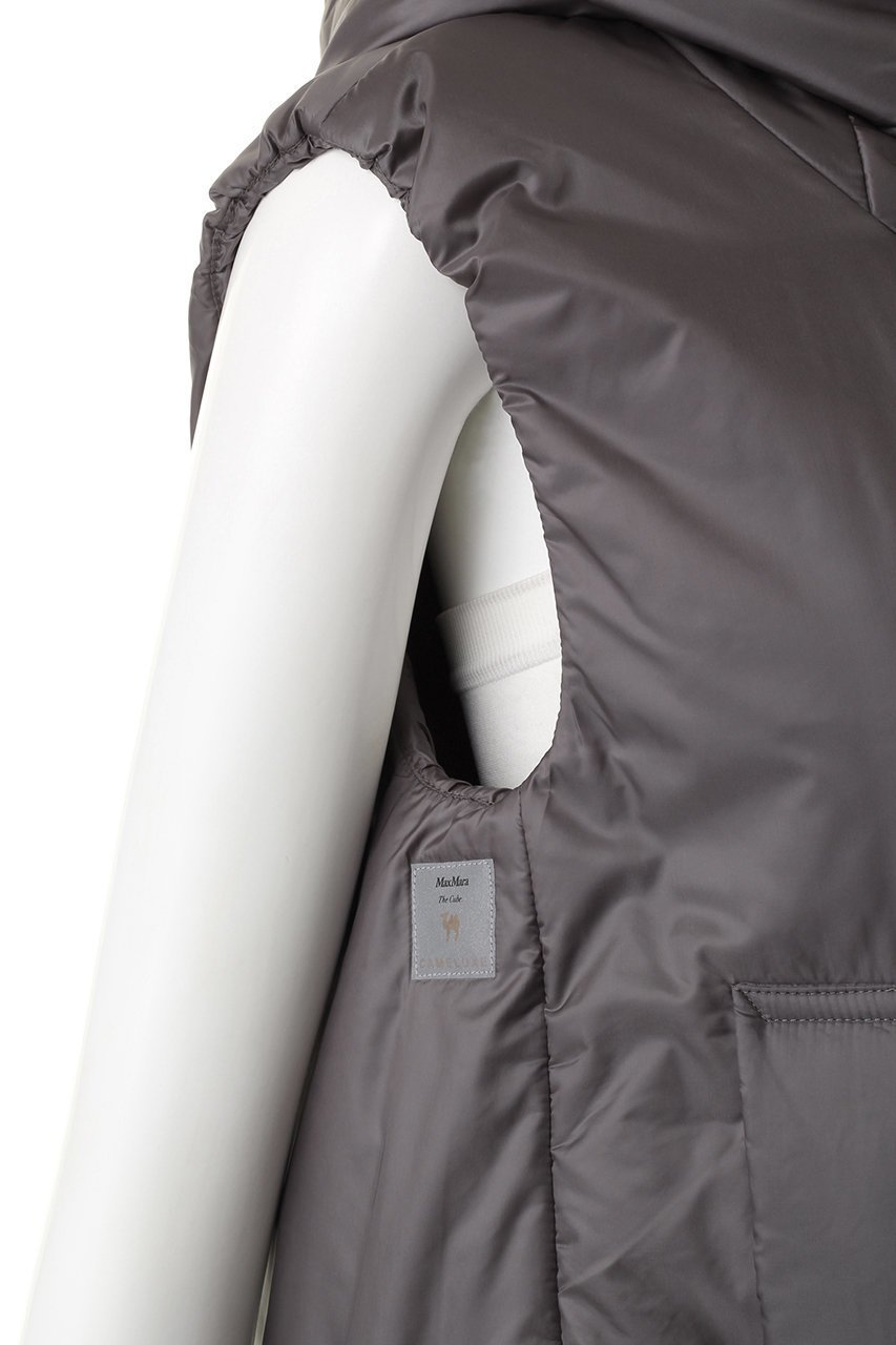 【マックスマーラ/Max Mara】の【Max Mara The Cube】GREENGO ノースリーブ パファーショートジャケット 人気、トレンドファッション・服の通販 founy(ファニー) 　ファッション　Fashion　レディースファッション　Fashion for Women　アウター　Coat / Outerwear Collection　コート・ロングコート・ピーコート　Long Coats, Peacoats & More　レディースジャケット・軽アウター　Jackets　ジャケット　Jacket, Outerwear　ダウン　Down, Puffer　ノースリーブ　Sleeveless, No-Sleeve　other-6|ID: prp329100003456645 ipo3291000000036654253