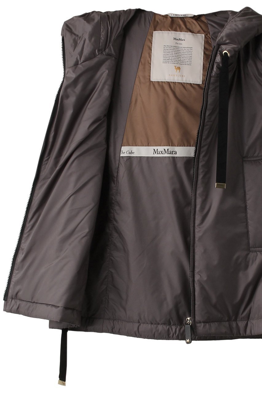 【マックスマーラ/Max Mara】の【Max Mara The Cube】GREENGO ノースリーブ パファーショートジャケット 人気、トレンドファッション・服の通販 founy(ファニー) 　ファッション　Fashion　レディースファッション　Fashion for Women　アウター　Coat / Outerwear Collection　コート・ロングコート・ピーコート　Long Coats, Peacoats & More　レディースジャケット・軽アウター　Jackets　ジャケット　Jacket, Outerwear　ダウン　Down, Puffer　ノースリーブ　Sleeveless, No-Sleeve　other-7|ID: prp329100003456645 ipo3291000000036654254