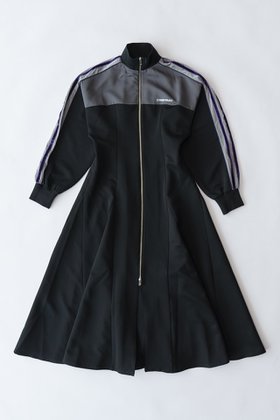 【プランク プロジェクト/PRANK PROJECT】のトラックマキシワンピース / Track Maxi One Piece 人気、トレンドファッション・服の通販 founy(ファニー) ファッション Fashion レディースファッション WOMEN ワンピース Dress チュニック Tunic マキシワンピース Maxi Dress ウォッシャブル Washable シェイプ Shape ストレッチ Stretch チュニック Tunic フレア Flare ブロッキング Blocking リラックス Relax ロング Long |ID:prp329100003478520