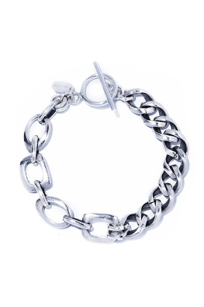 【クイップ クエイント/quip queint】のtradition mix ブレスレット インテリア・キッズ・メンズ・レディースファッション・服の通販 founy(ファニー) https://founy.com/ ファッション Fashion レディースファッション Fashion for Women ジュエリー Jewelry チェーン＆カフブレスレット Cuff & Chain Bracelets バングル・カフブレスレット Bangles & Cuff Bracelets シルバー Silver, Metallic Silver シンプル Simple, Minimal チェーン Chain, Chain Strap ブレスレット Bracelet, Wristband |ID: prp329100003497326 ipo3291000000035741592